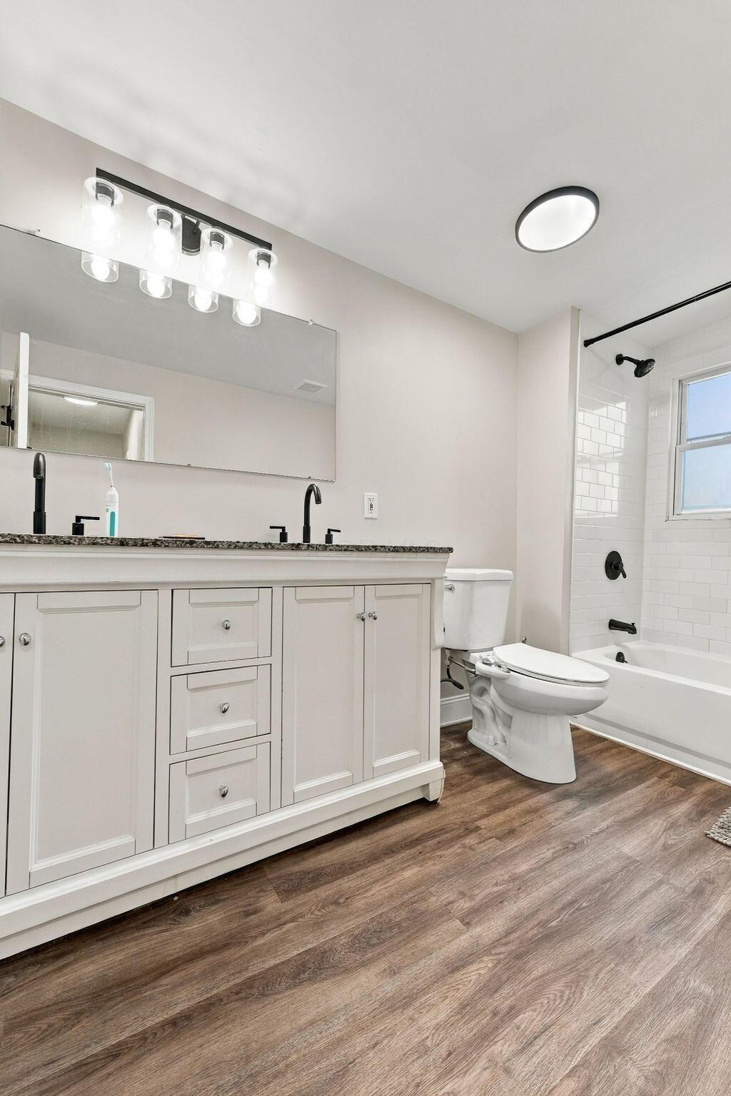 540 S Champion Avenue Property Photo 34