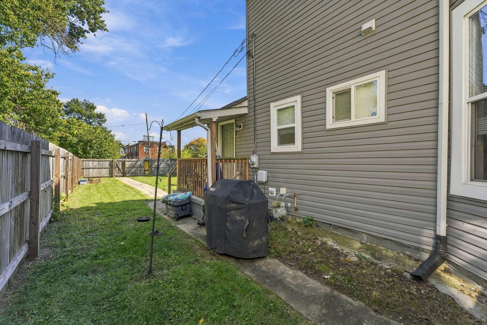 540 S Champion Avenue Property Photo 50