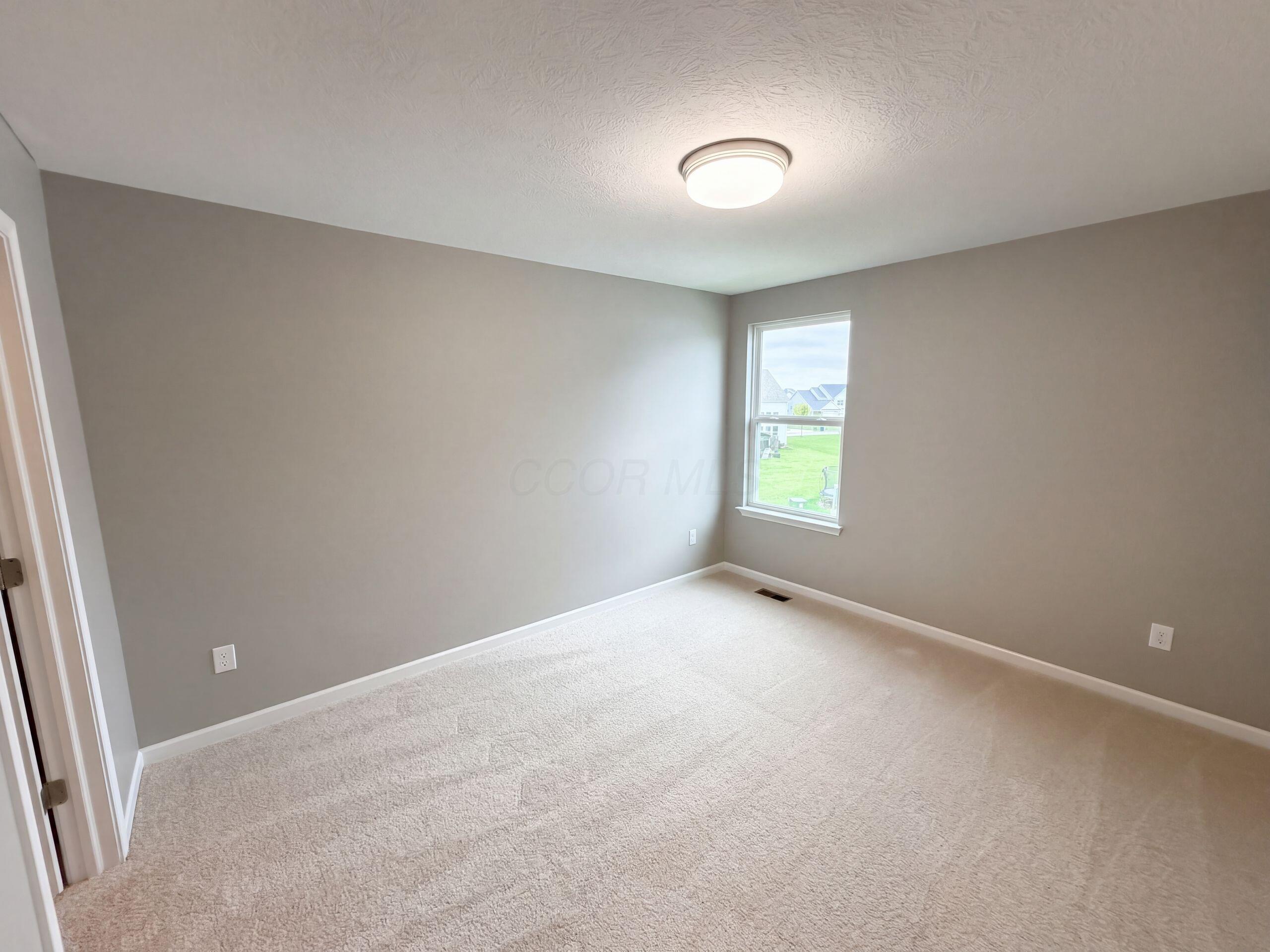 324 Silver Fox Way Property Photo 17