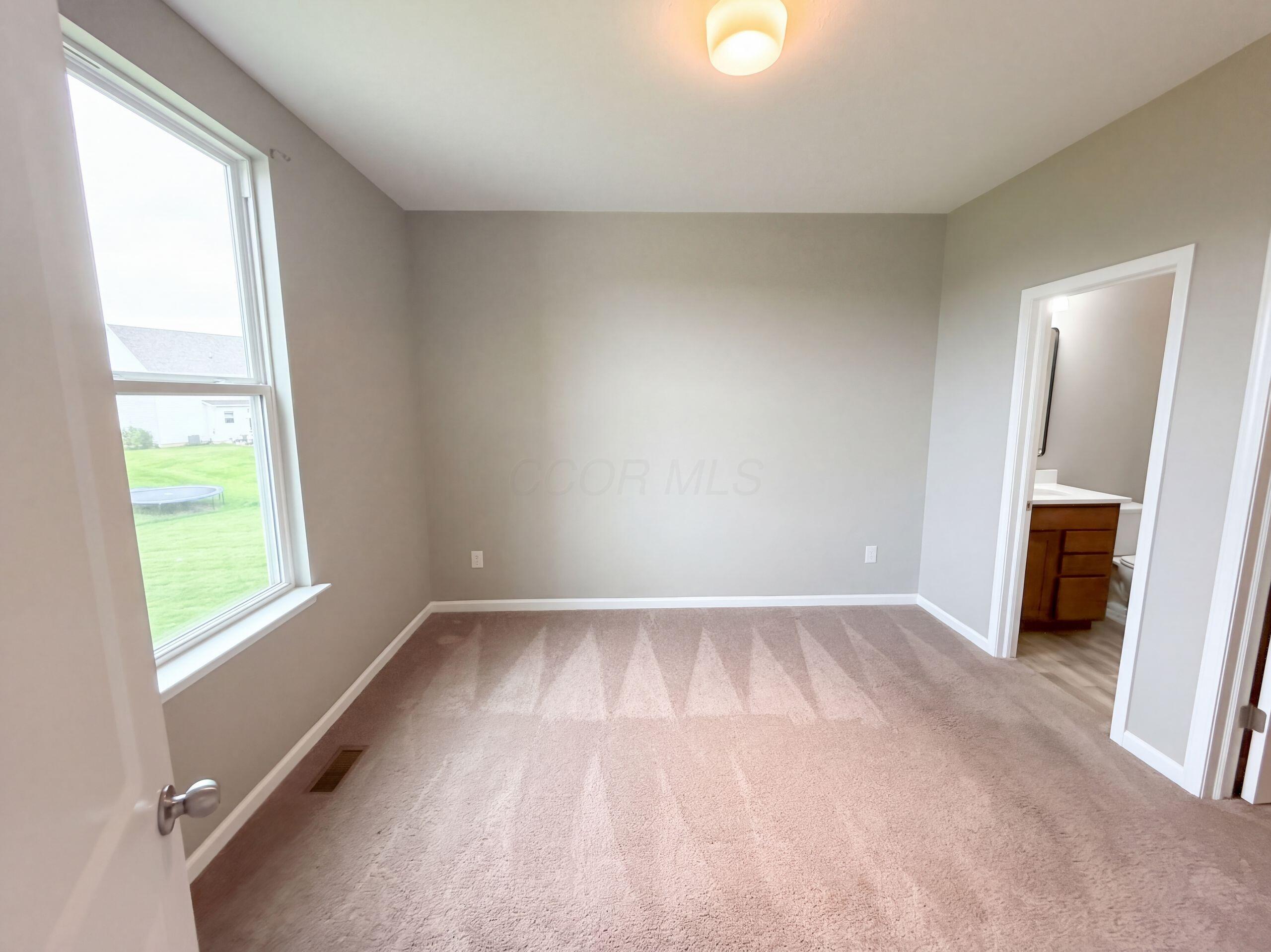 324 Silver Fox Way Property Photo 23