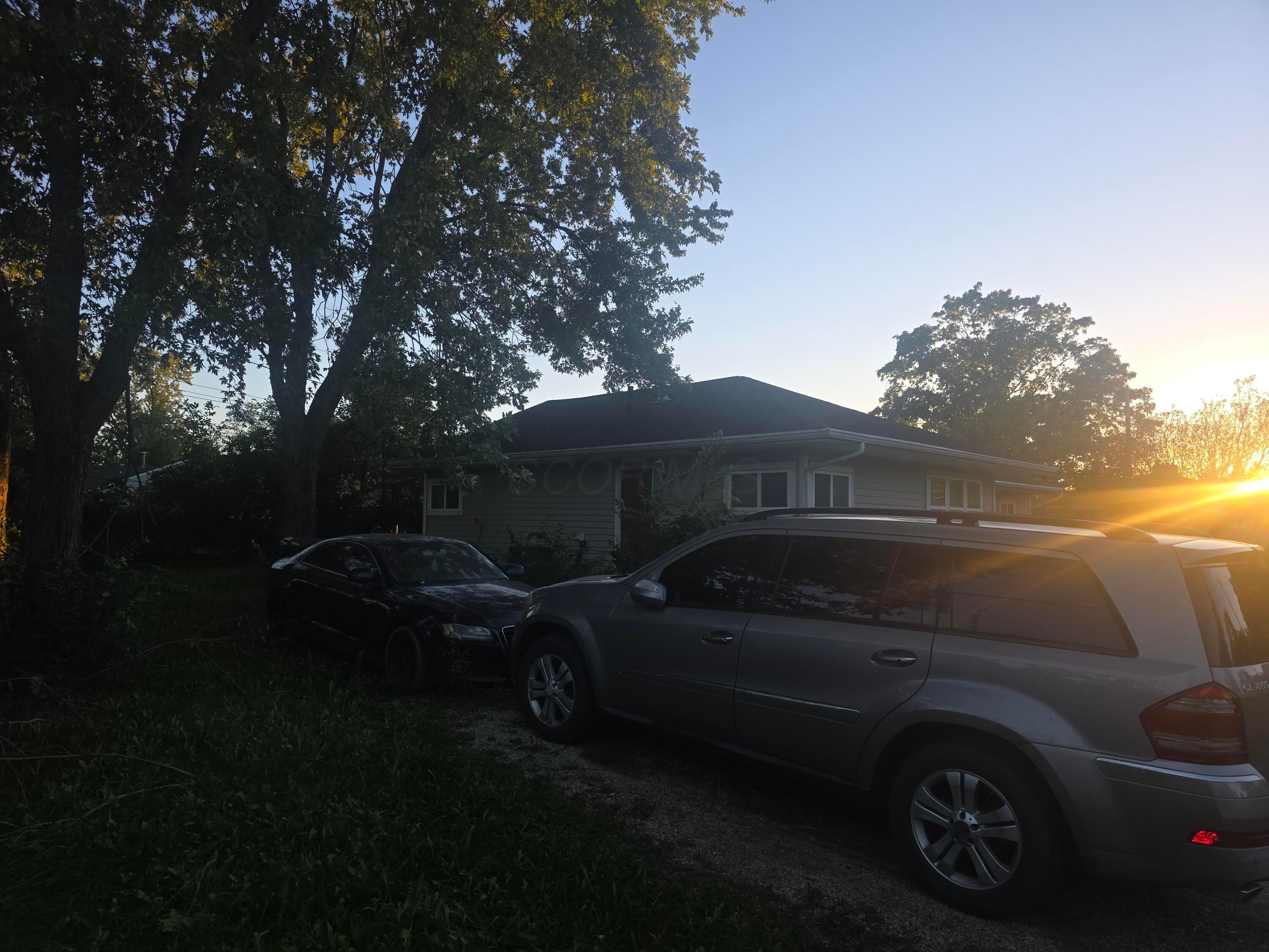 712 Derrer Road Property Photo 6