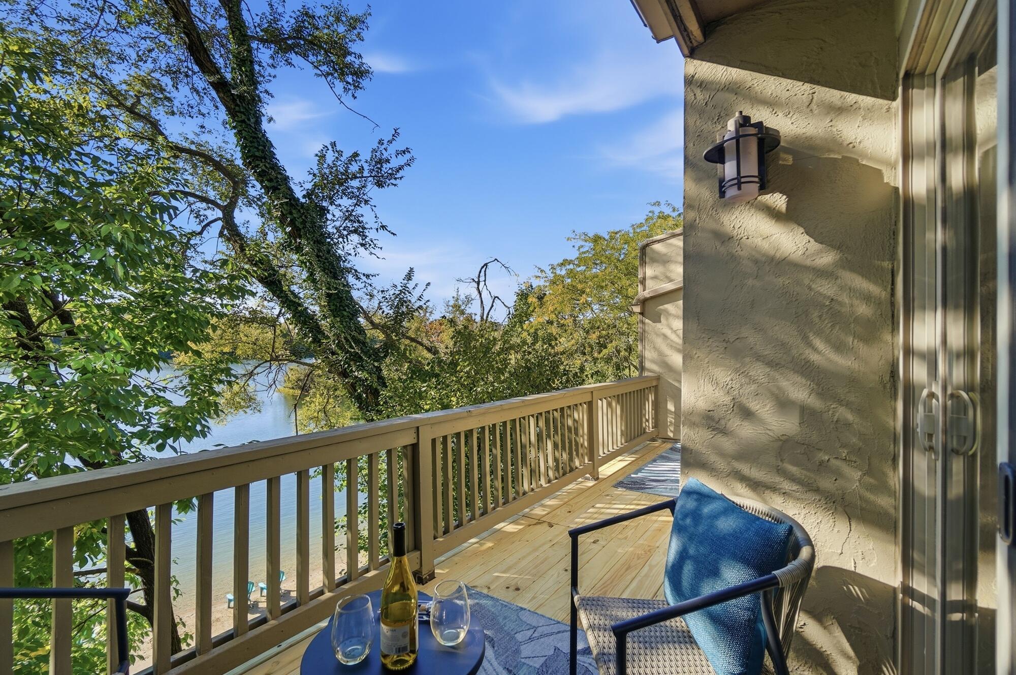 1321 Lake Shore Drive, 176 Property Photo 12