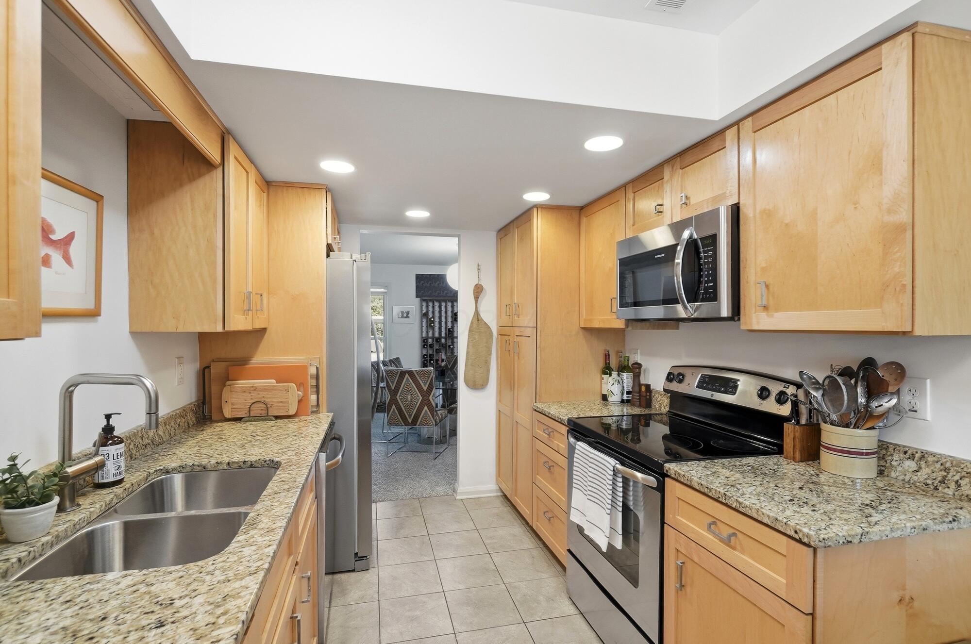 1321 Lake Shore Drive, 176 Property Photo 20