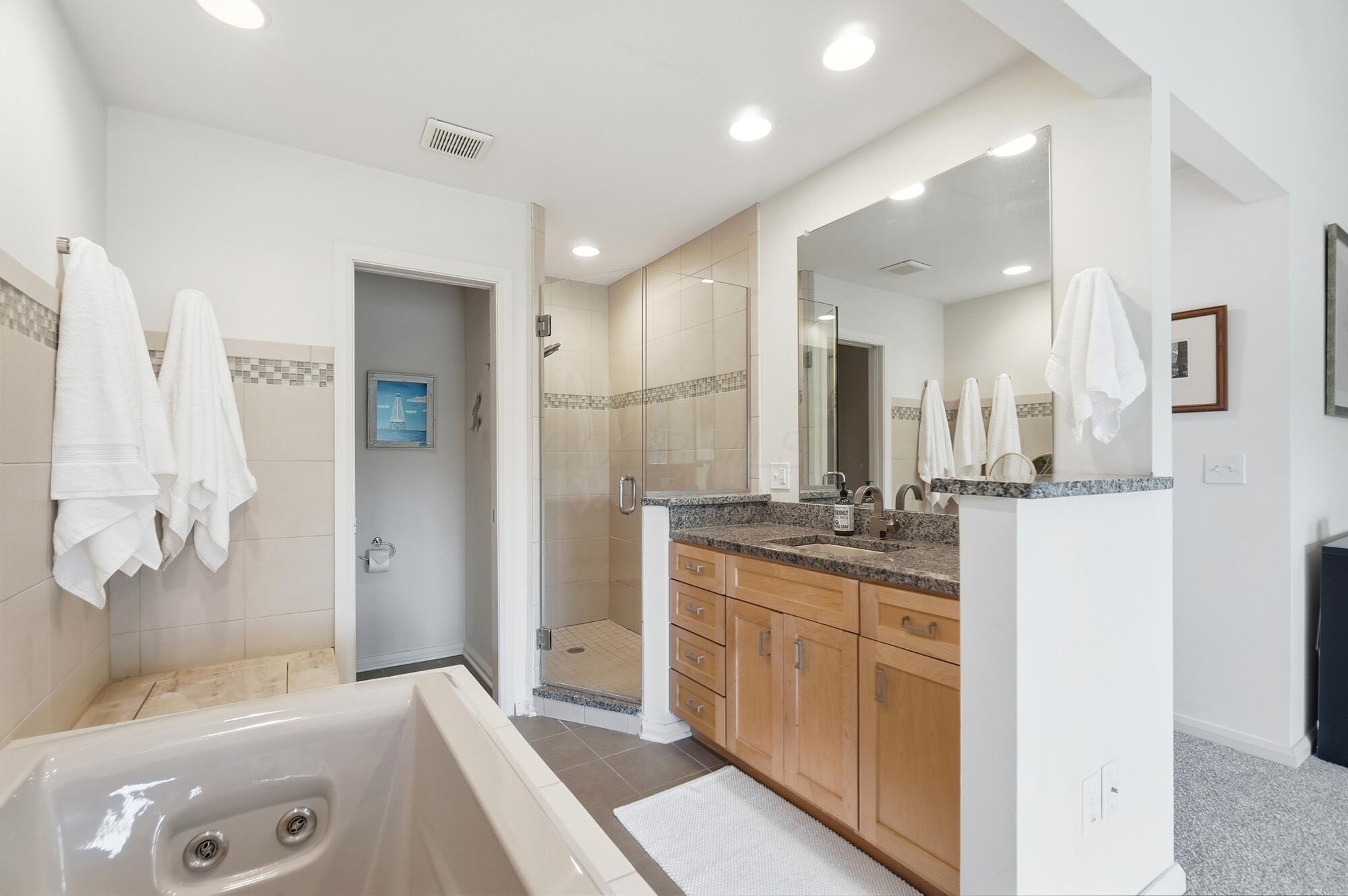 1321 Lake Shore Drive, 176 Property Photo 45