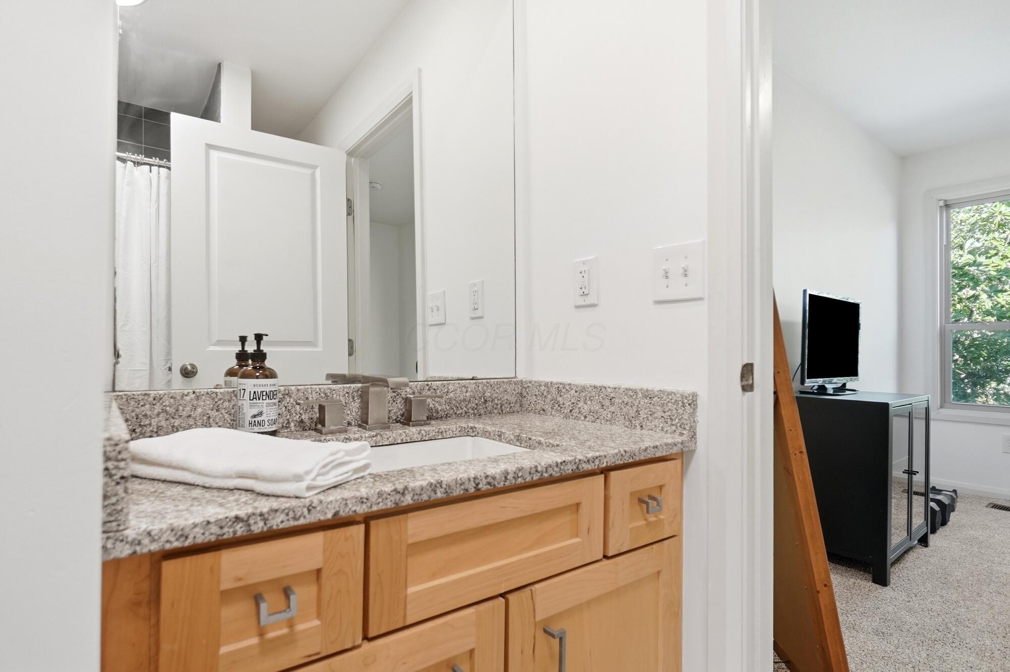 1321 Lake Shore Drive, 176 Property Photo 60