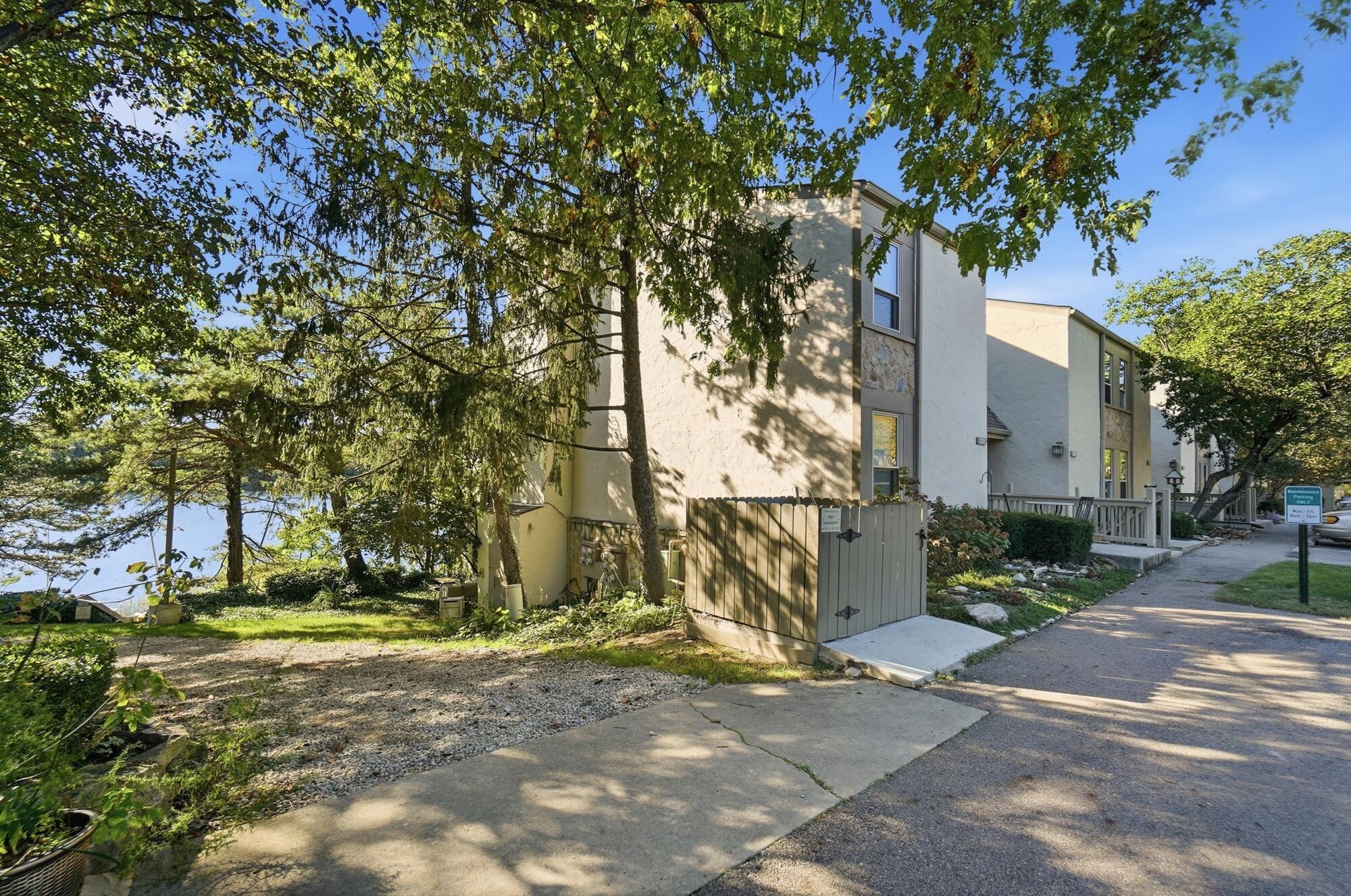 1321 Lake Shore Drive, 176 Property Photo 65