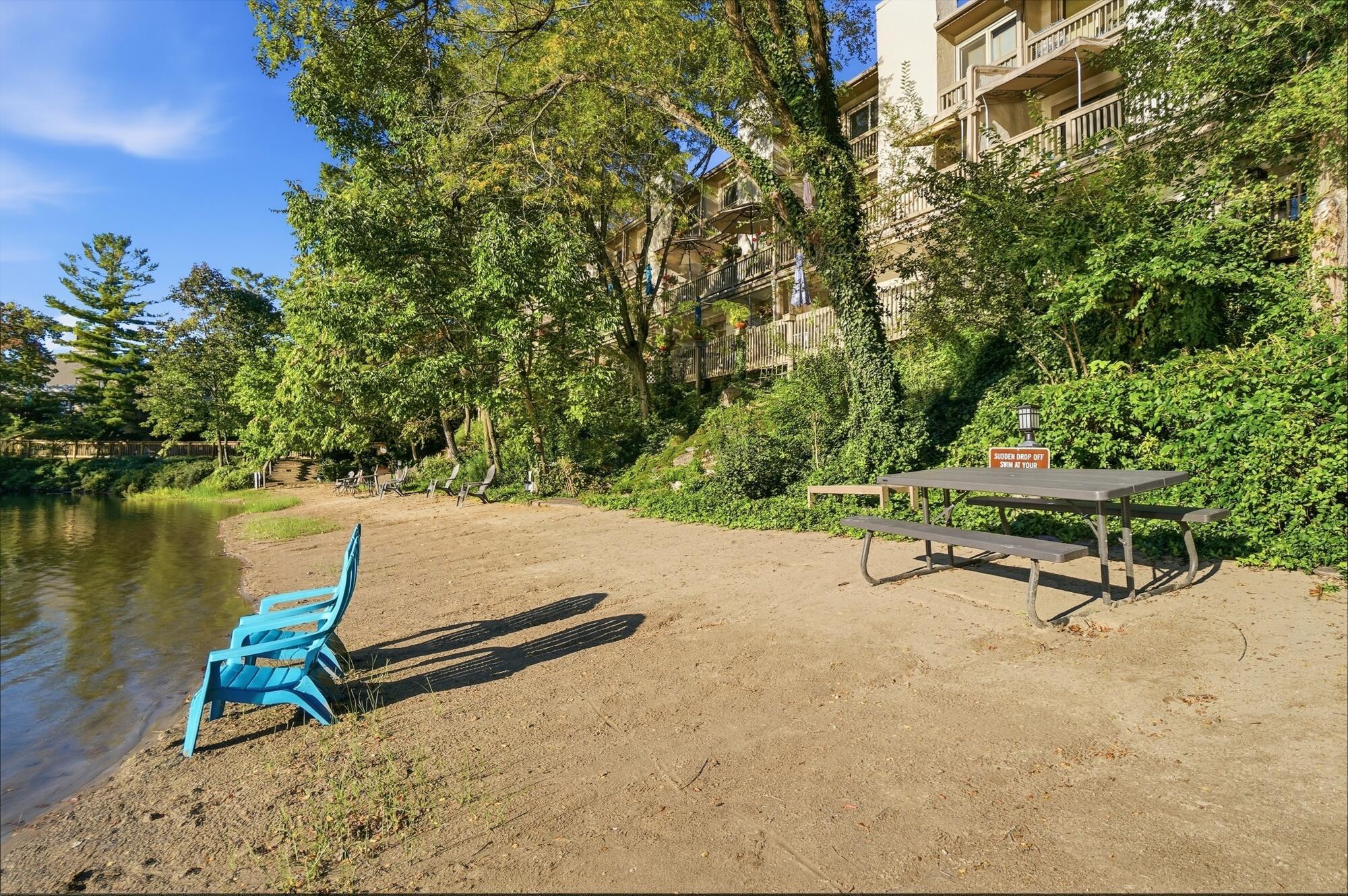 1321 Lake Shore Drive, 176 Property Photo 73