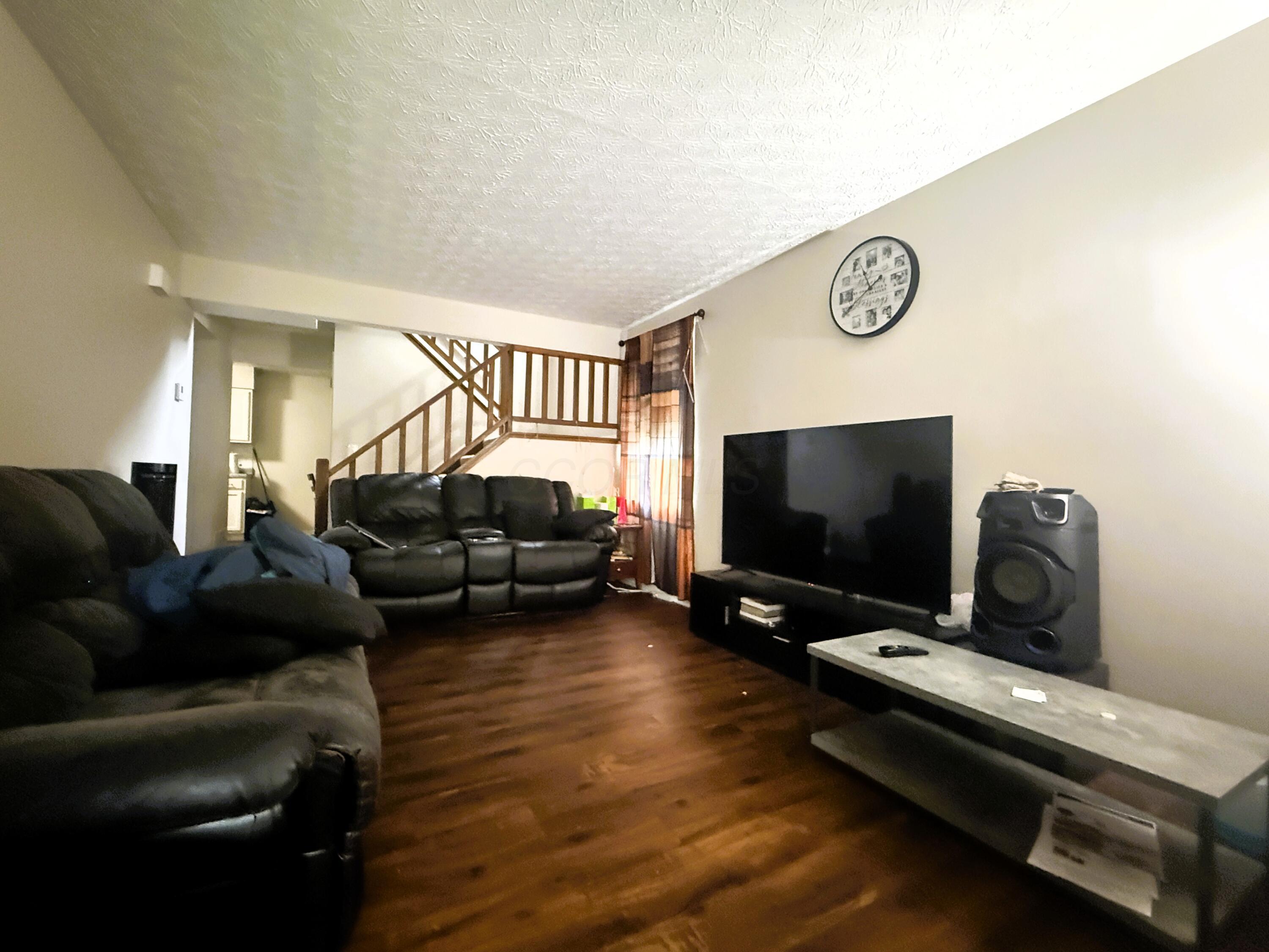 4856-4860 Briston Drive Property Photo 3