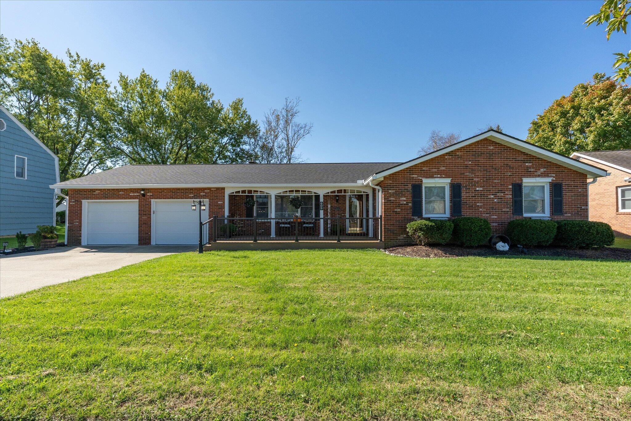 609 Damon Drive Property Photo 1