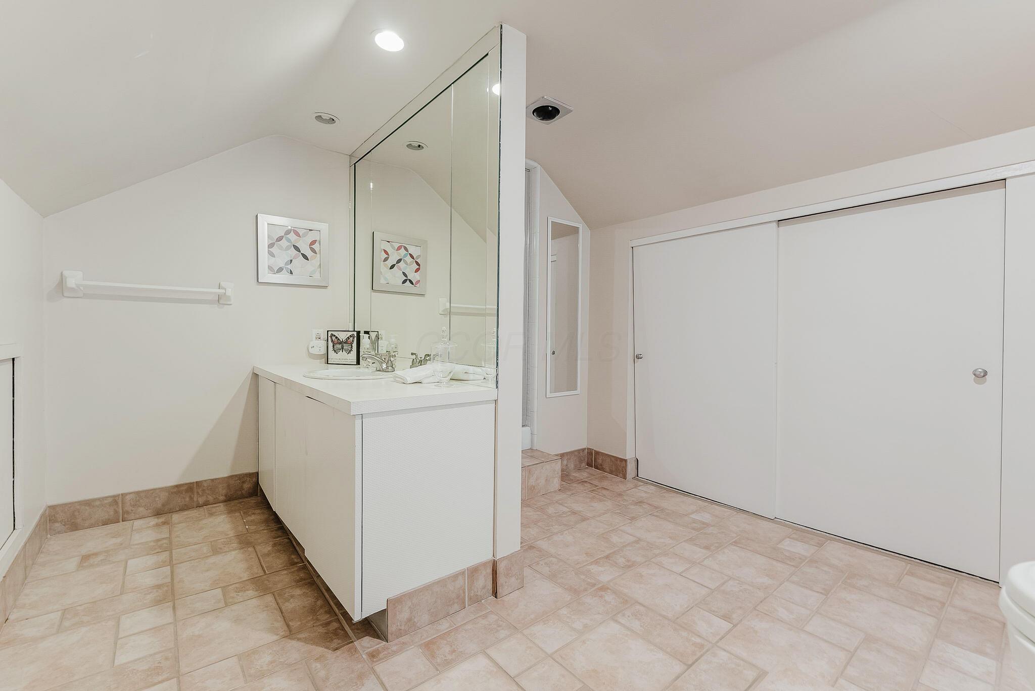 2409 Sherwood Road Property Photo 46