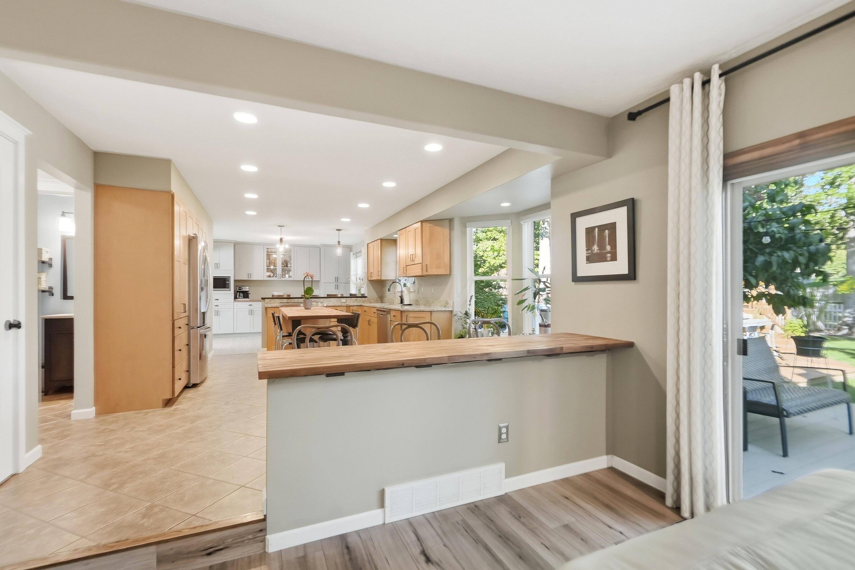 470 Sutterton Drive Property Photo 12