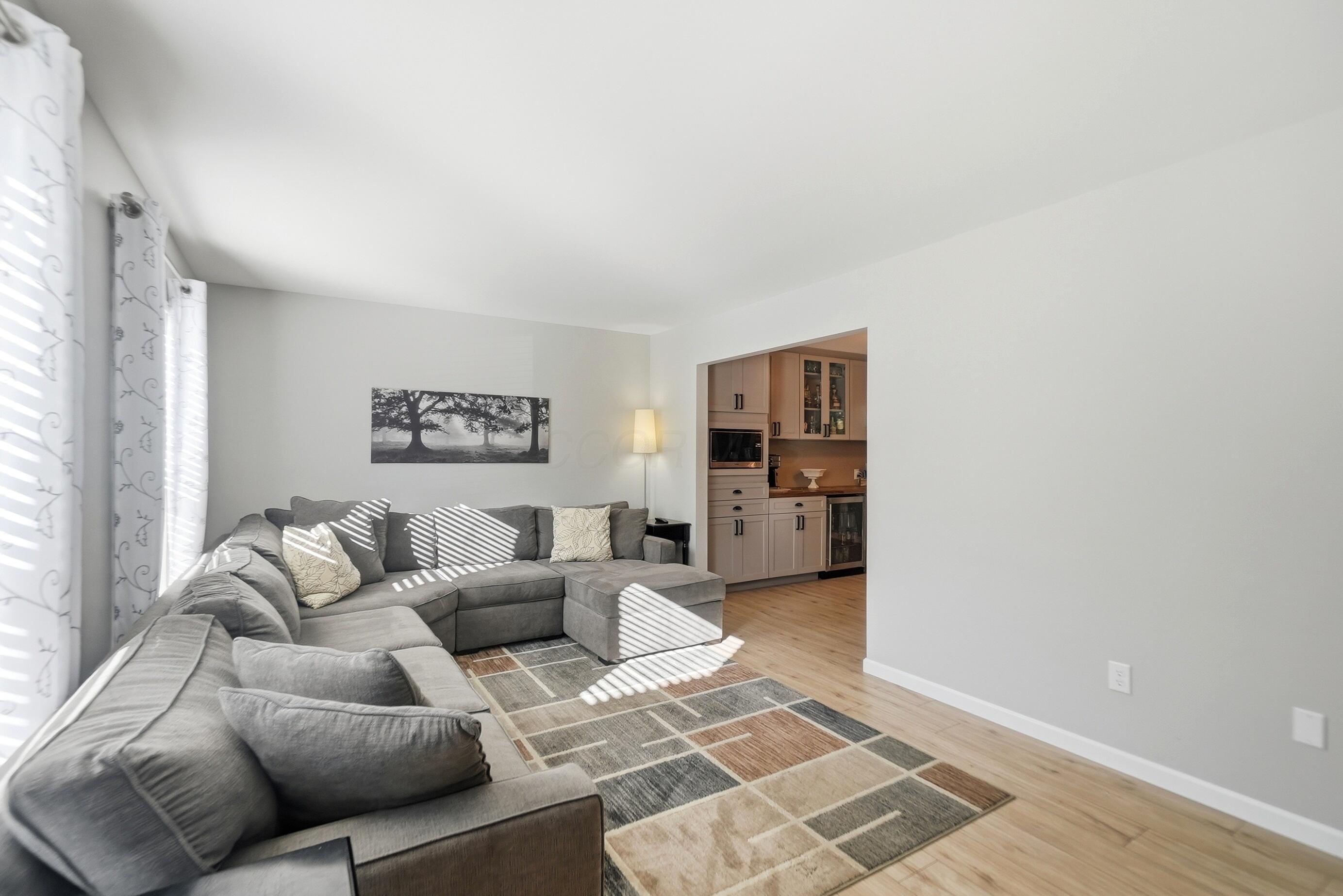 470 Sutterton Drive Property Photo 28
