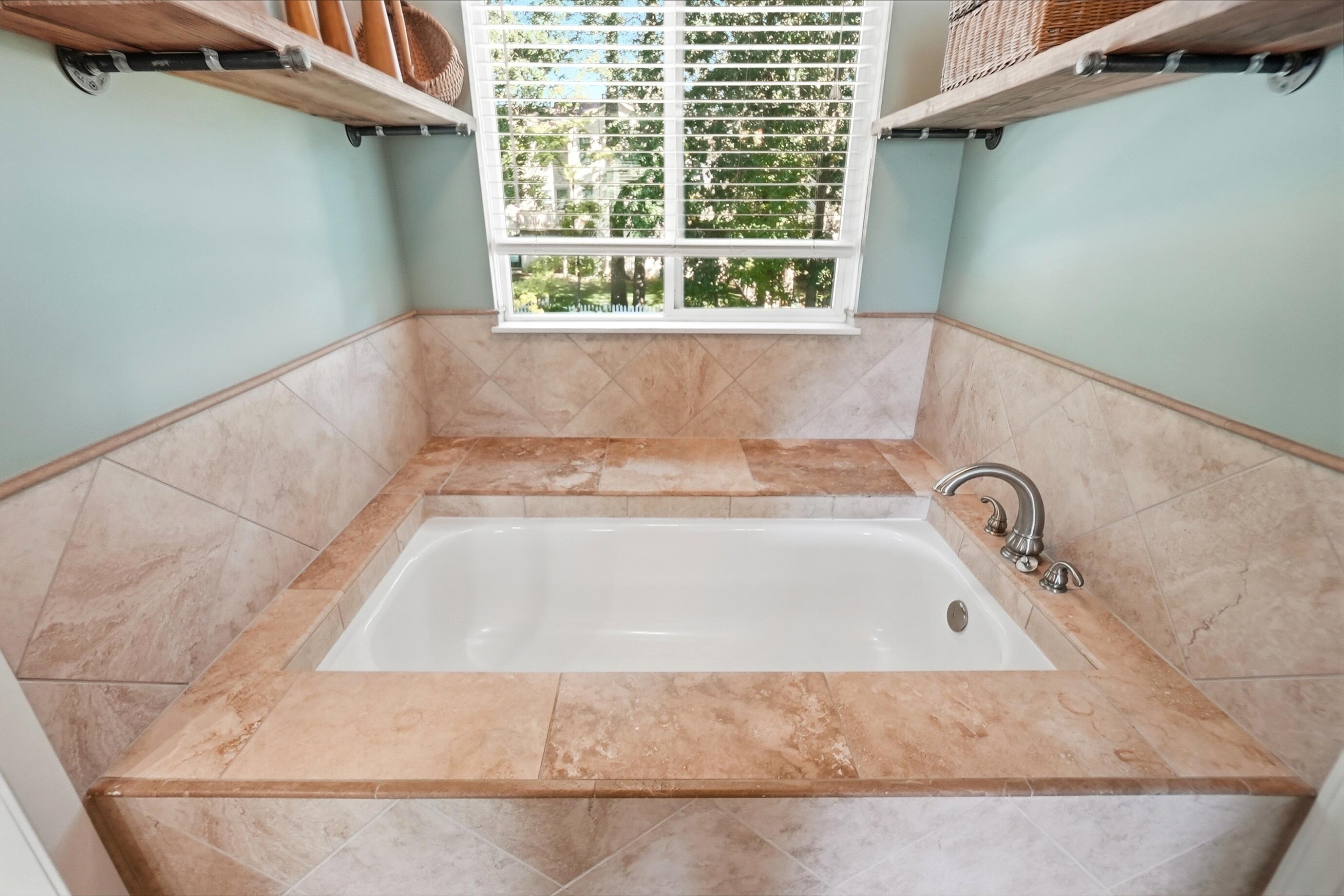 470 Sutterton Drive Property Photo 37