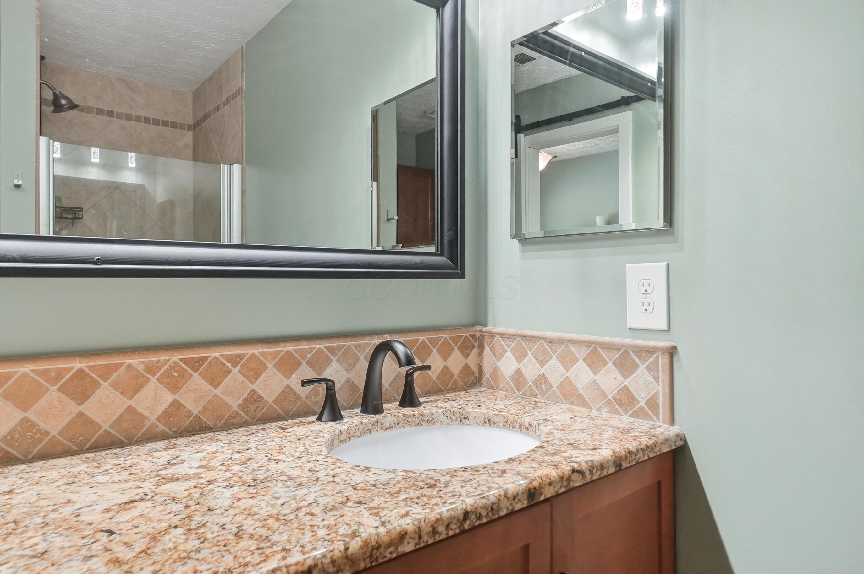 470 Sutterton Drive Property Photo 39