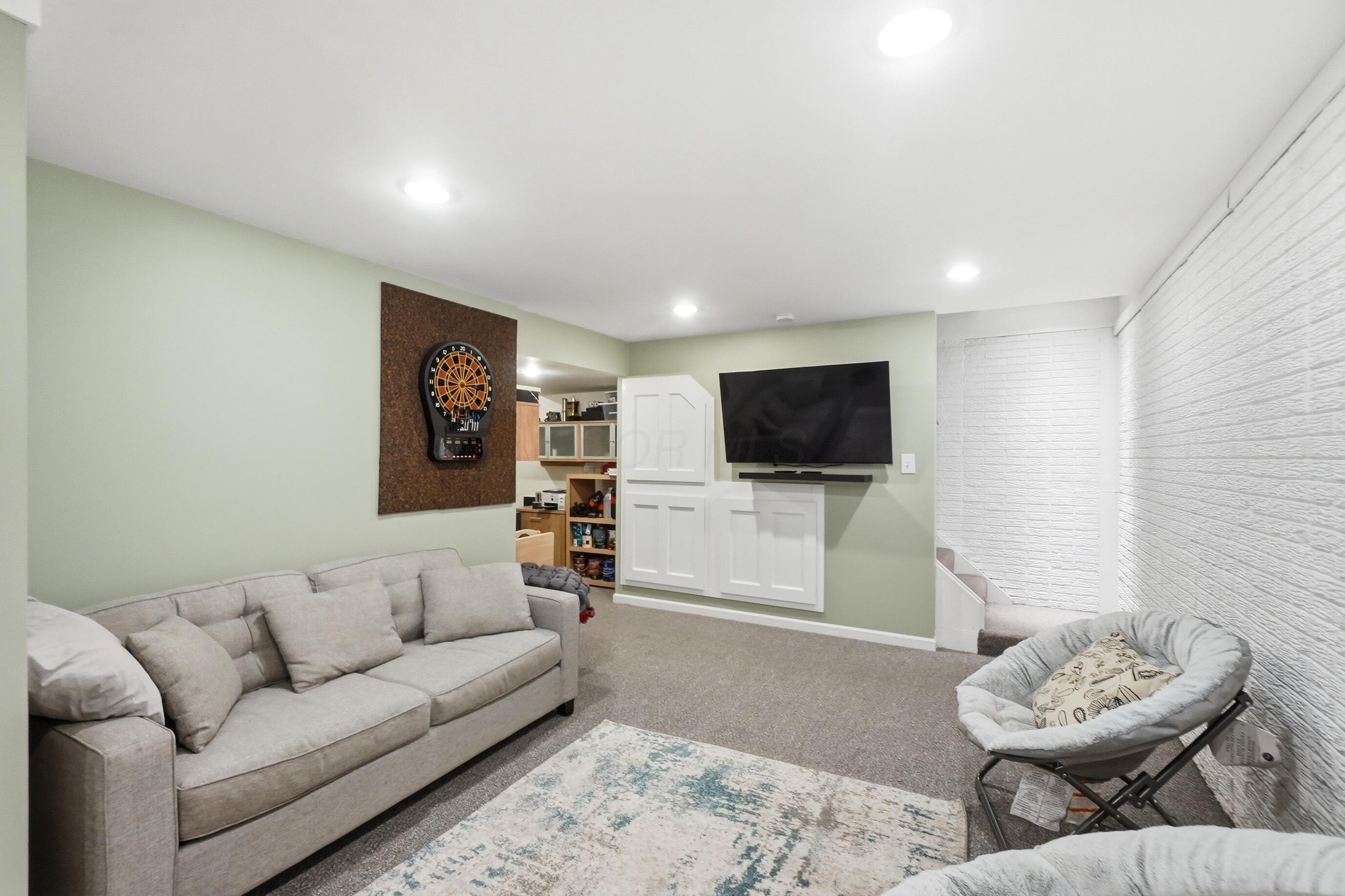 470 Sutterton Drive Property Photo 62