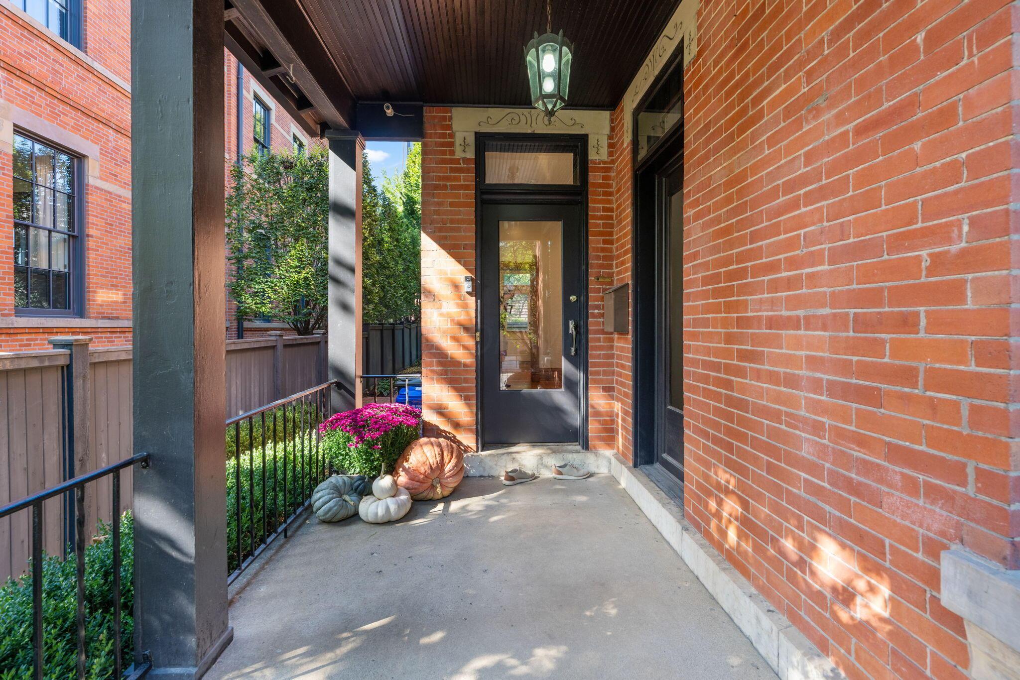 665 Mohawk Street Property Photo 3