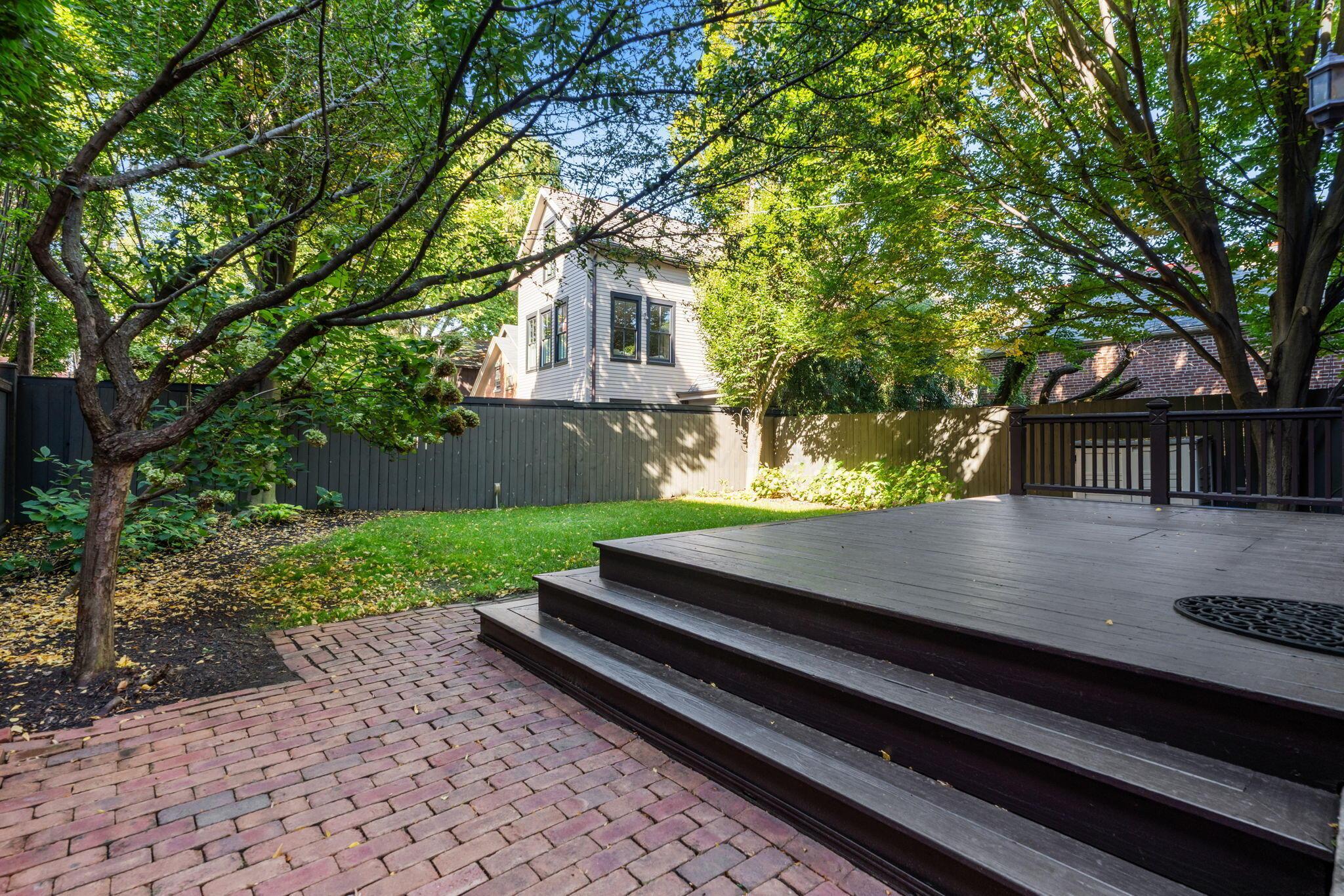 665 Mohawk Street Property Photo 24