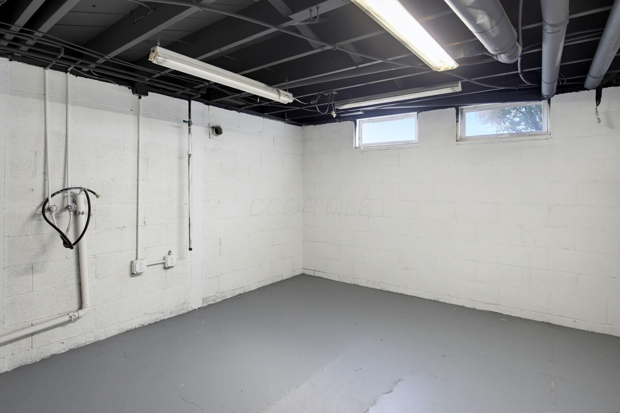 2815 Brookpark Circle E Property Photo 41