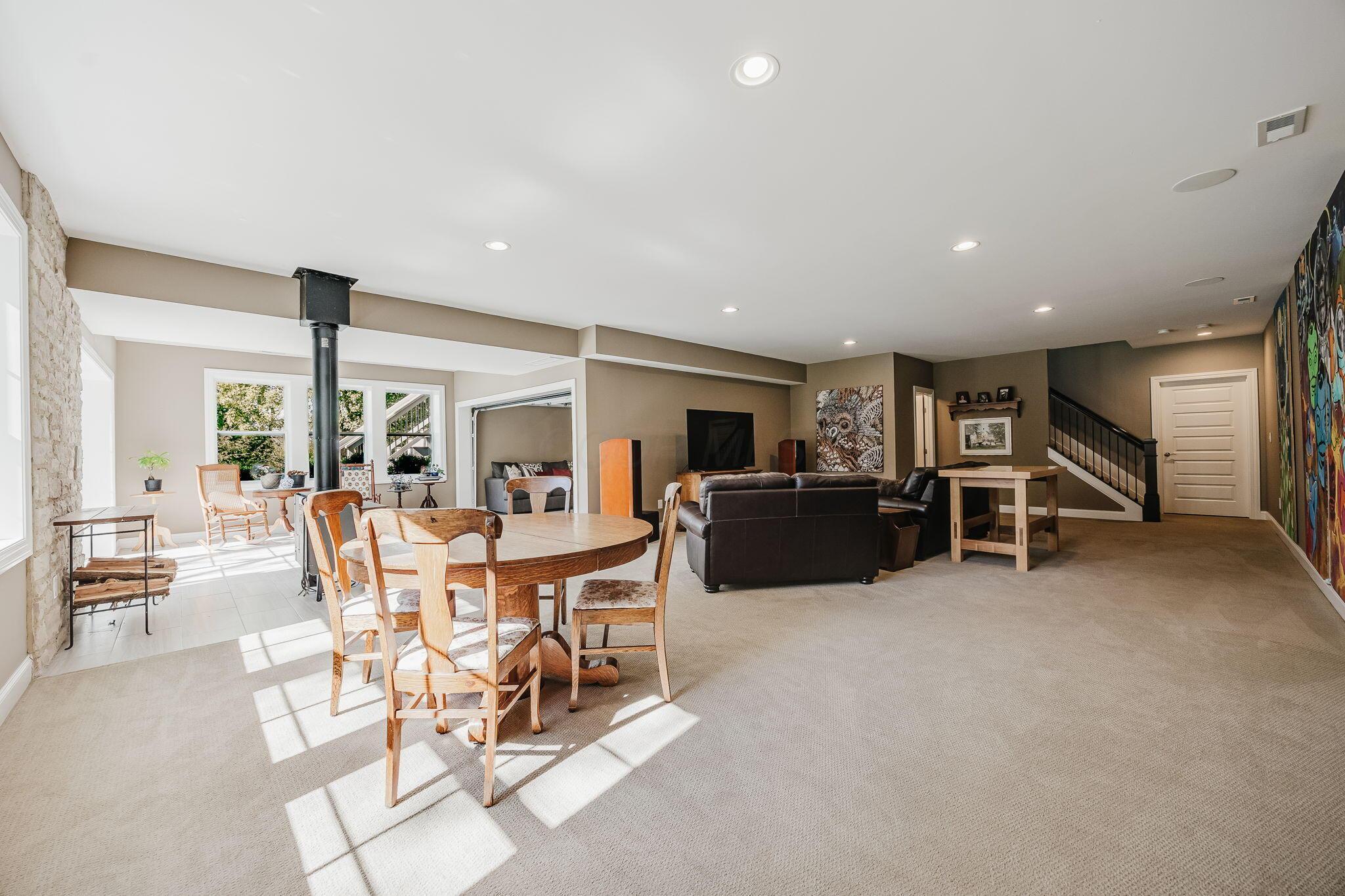 14875 State Road Property Photo 47