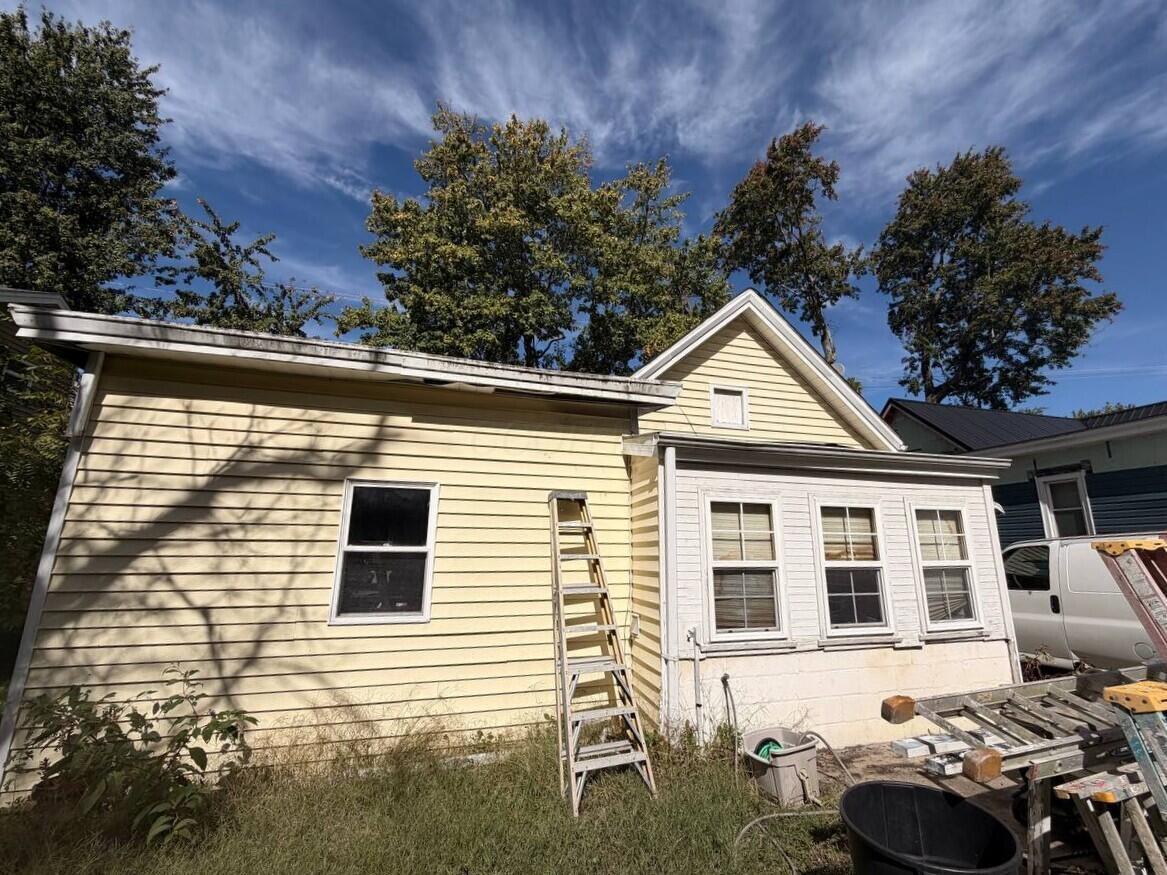 314 E Fancy Street Property Photo 11