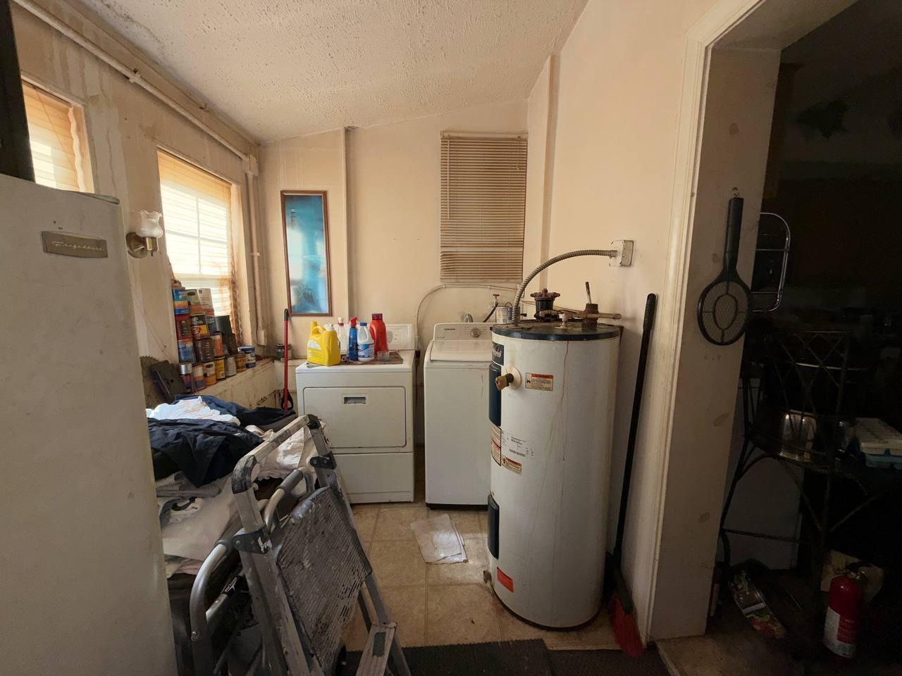 314 E Fancy Street Property Photo 16
