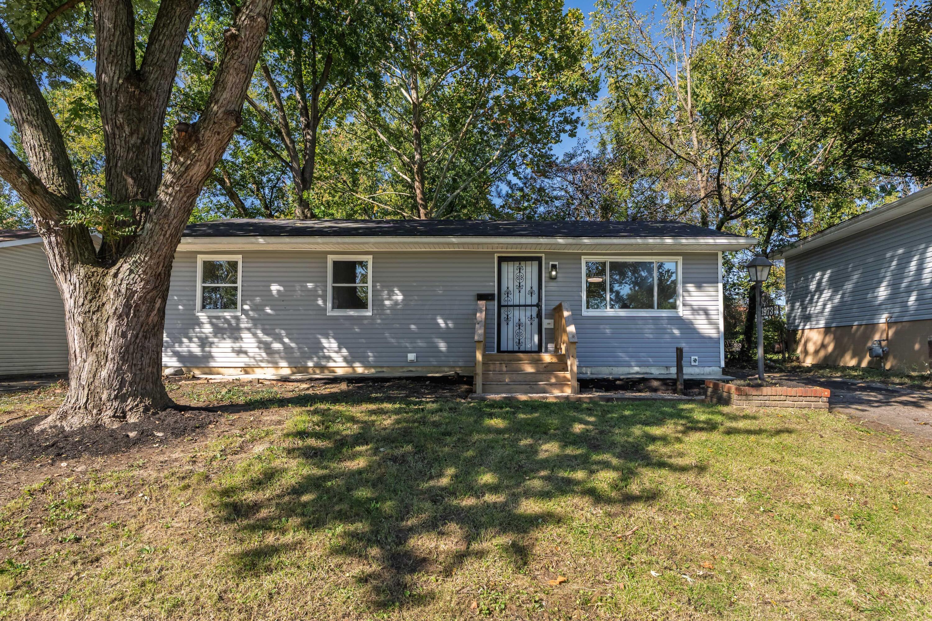 1973 Dunning Road Property Photo 1