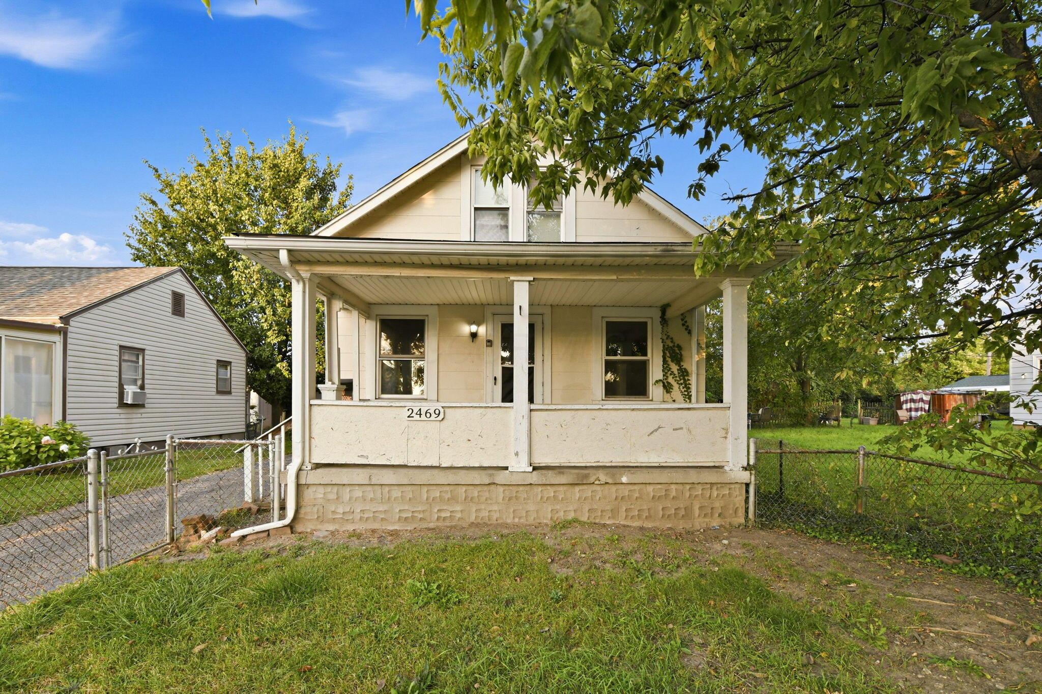 2469 Pontiac Street Property Photo 1
