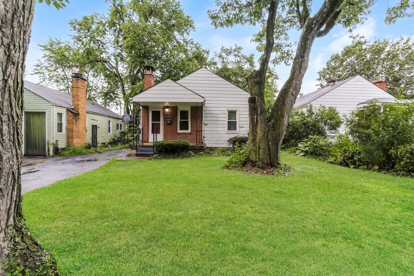 494 S Weyant Avenue Property Photo 1