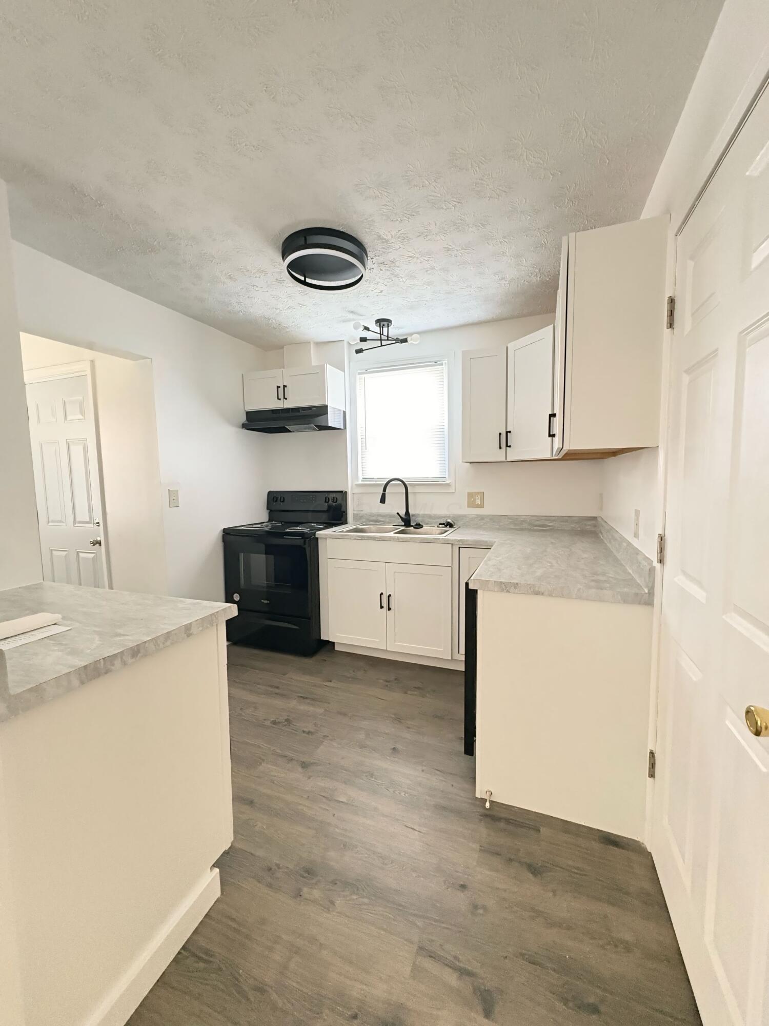 1343 E Kossuth Street Property Photo 5