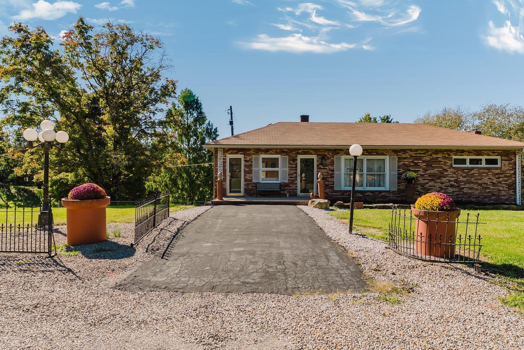 15231 Wolfe-bennett Road Property Photo 1