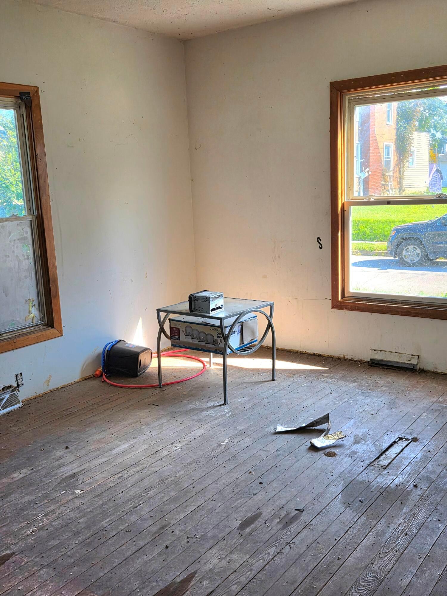357 Mary Street Property Photo 4