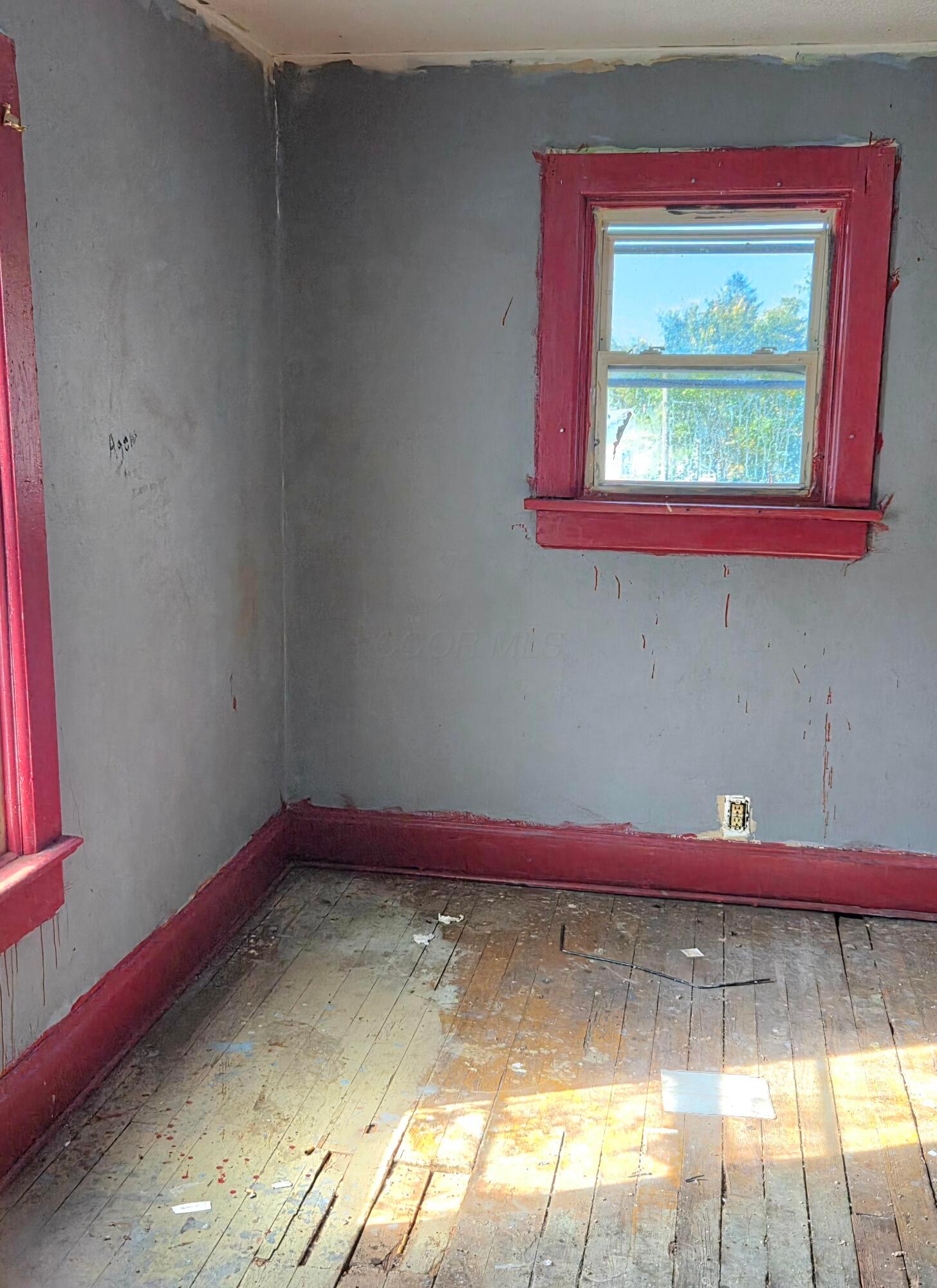 357 Mary Street Property Photo 5