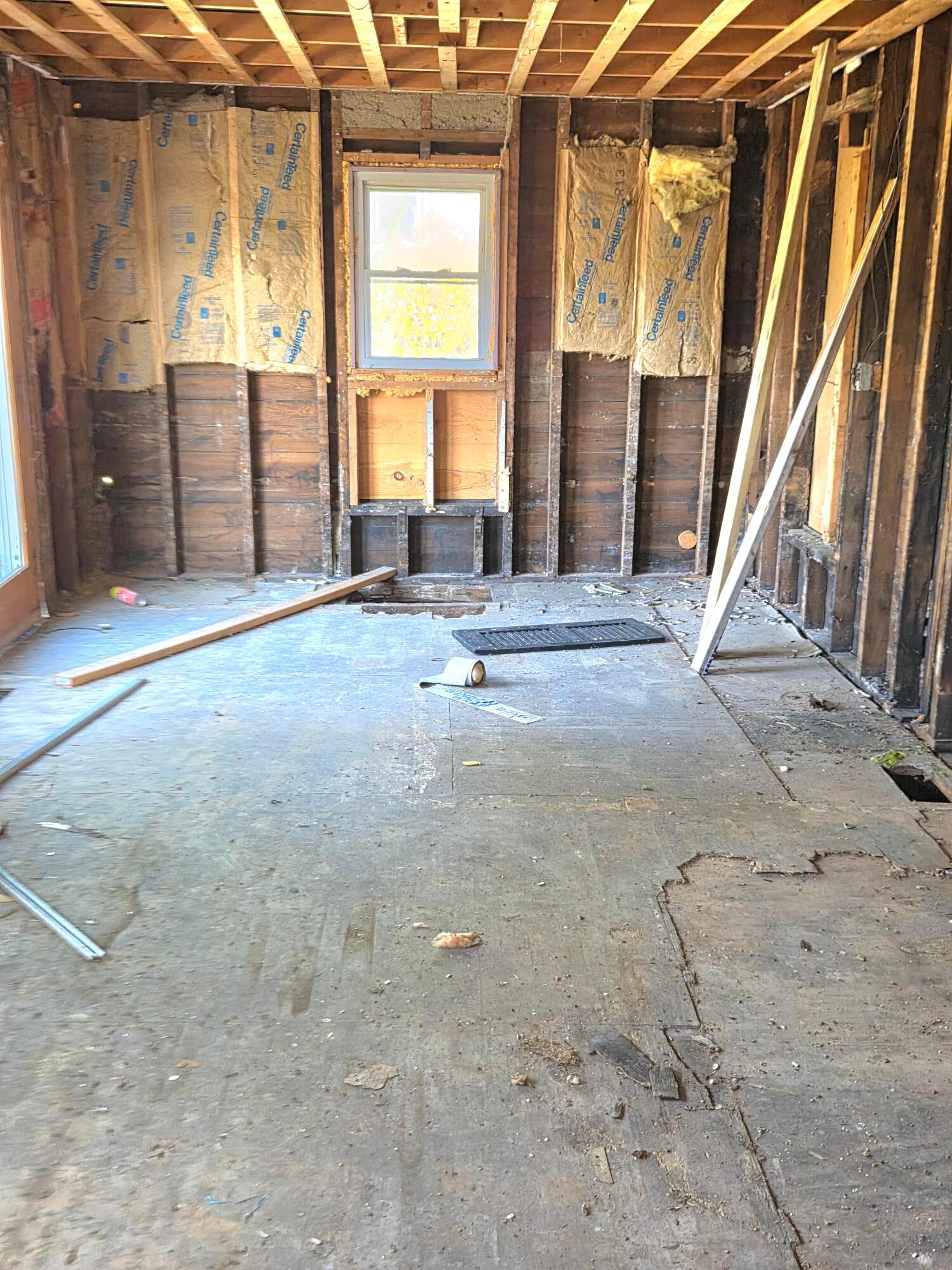 357 Mary Street Property Photo 9