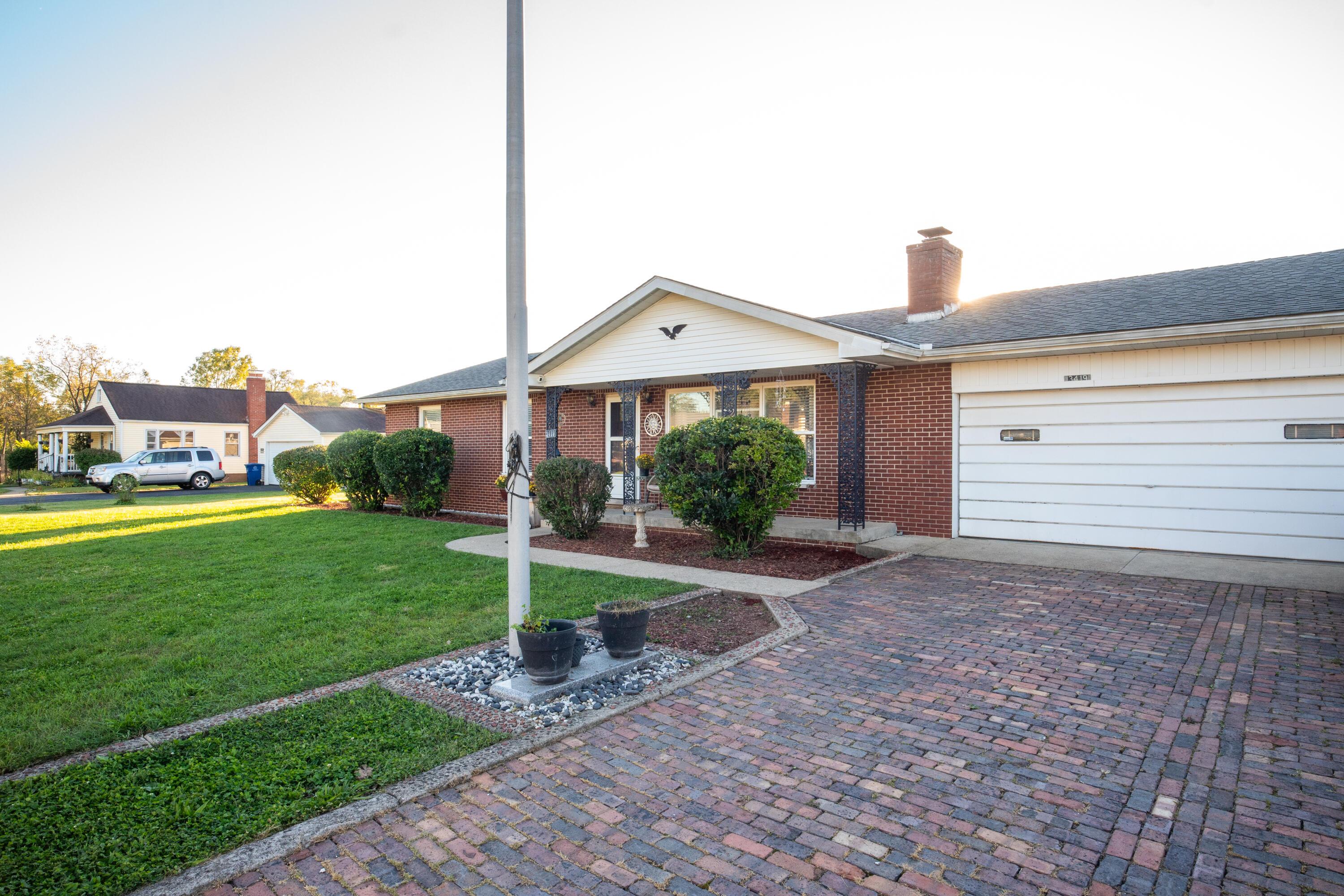 3419 Lewis Road