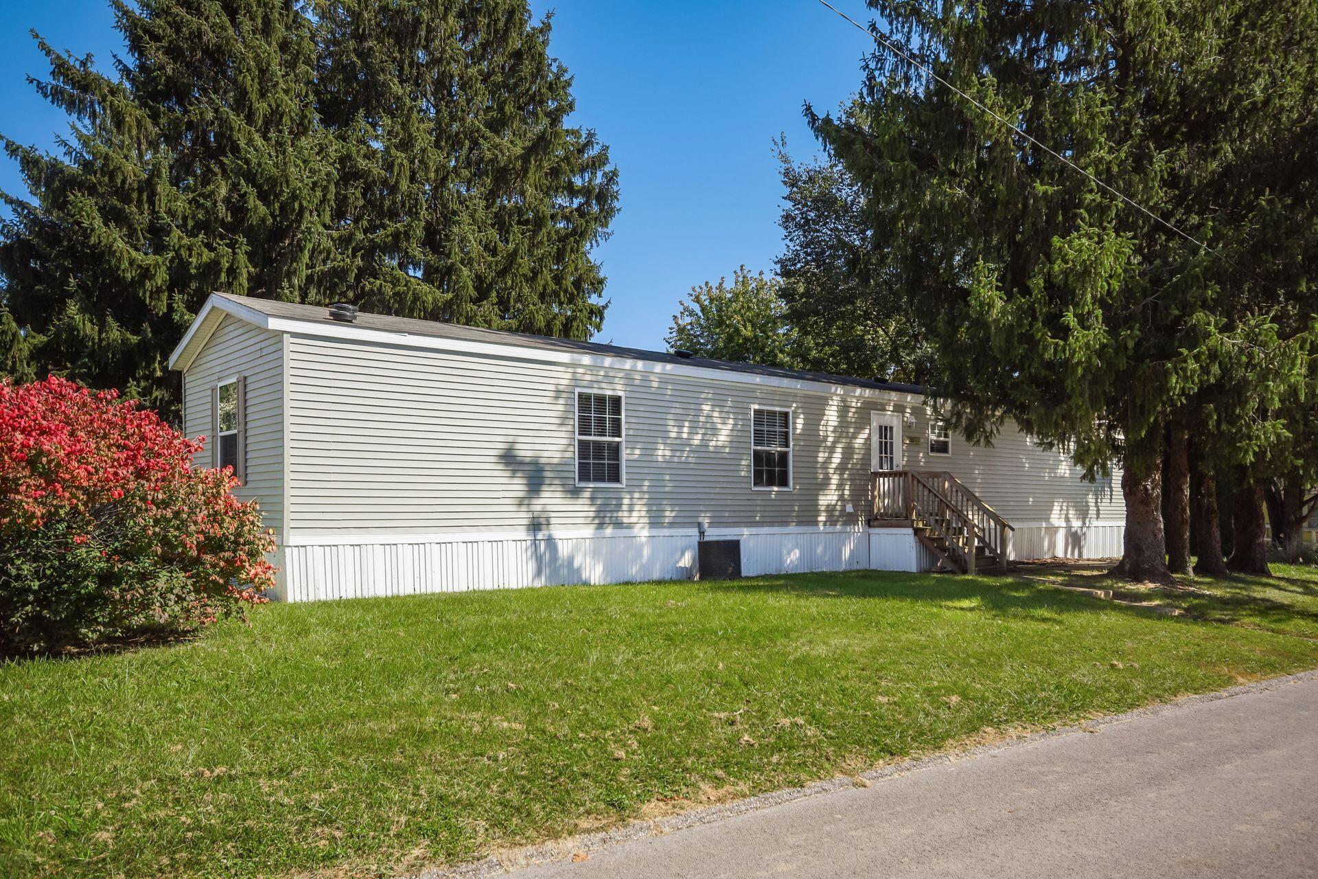 248 Thorn Locust Lane Property Photo 1