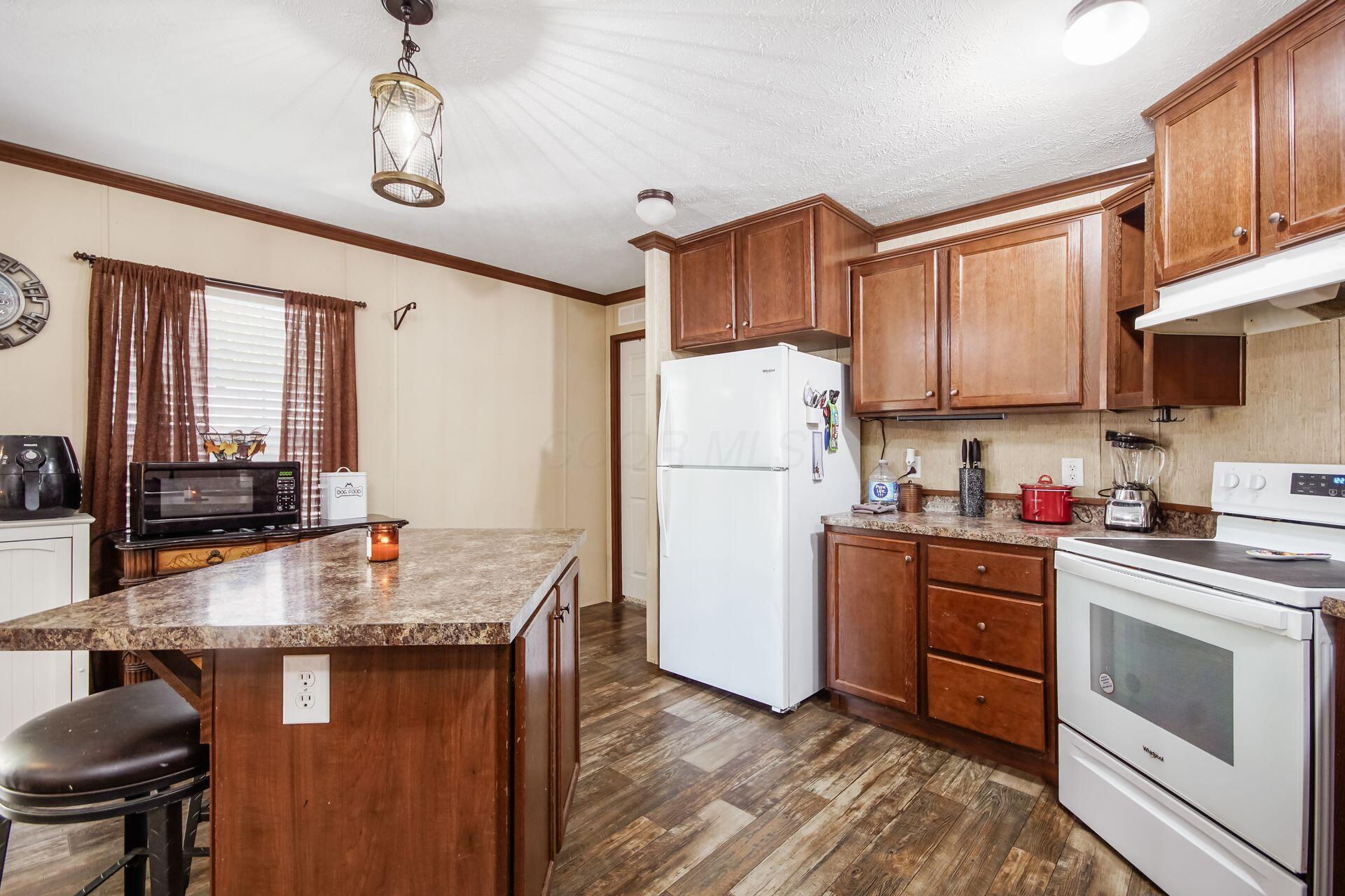 248 Thorn Locust Lane Property Photo 13