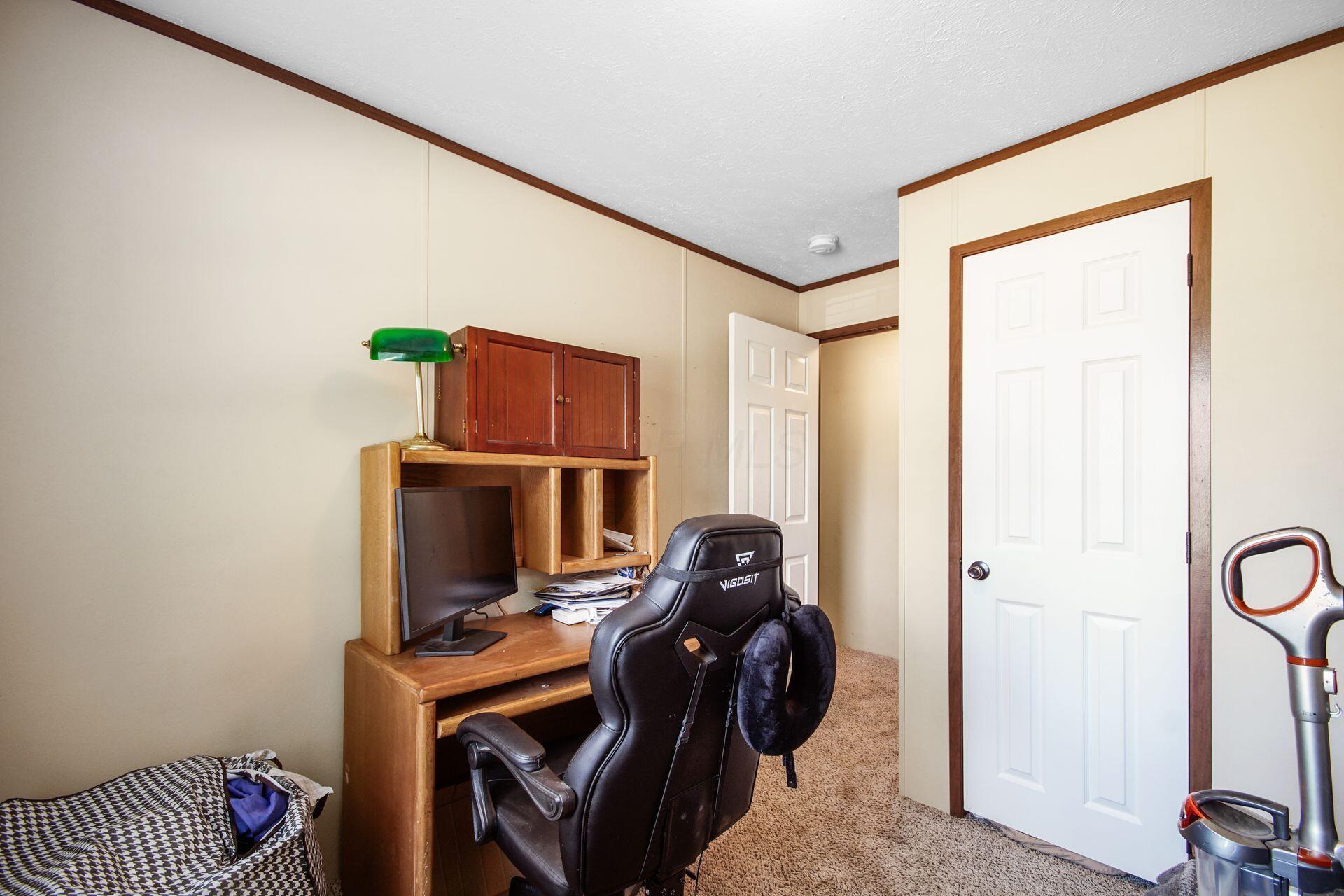 248 Thorn Locust Lane Property Photo 14