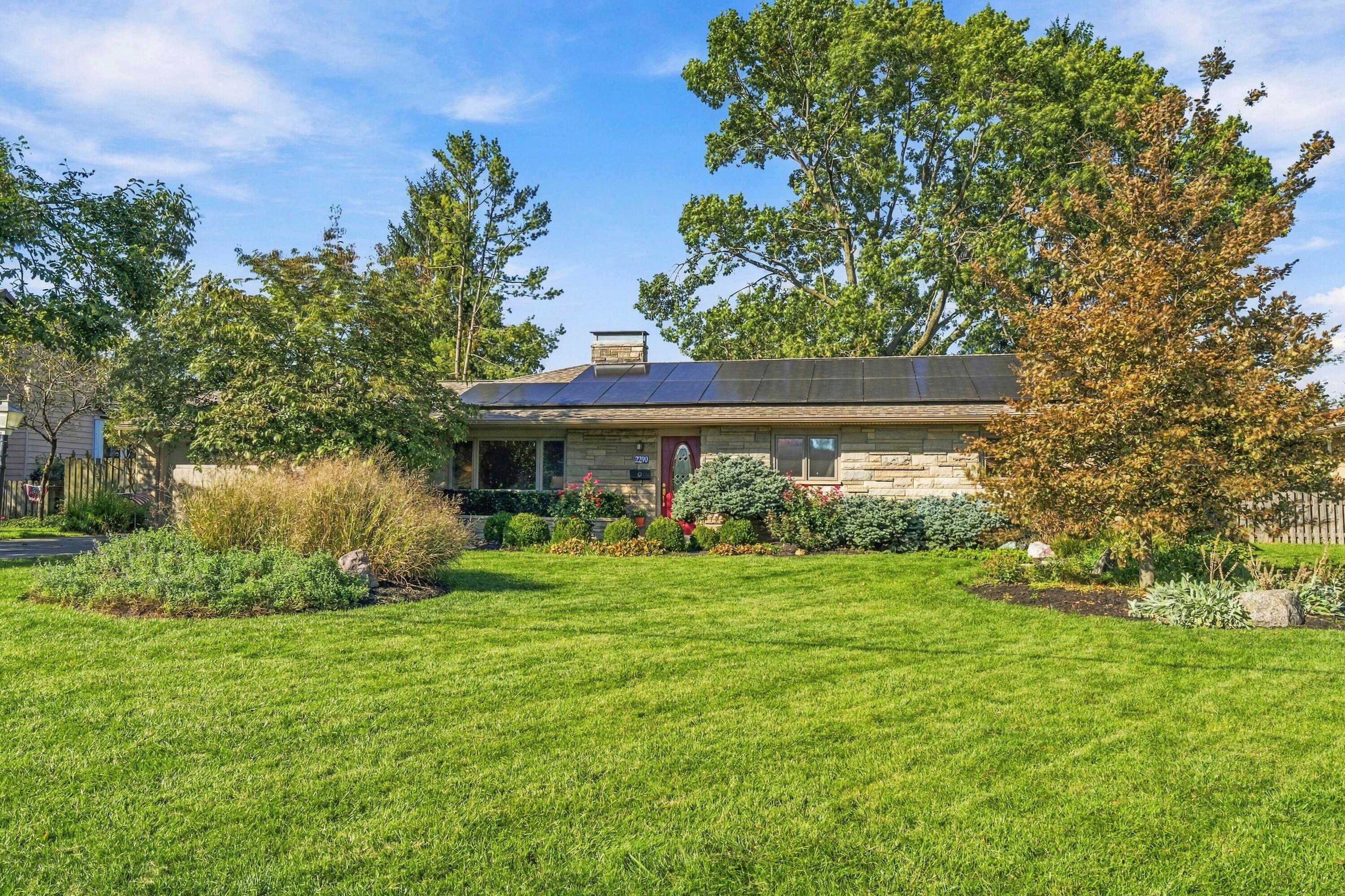 2290 Middlesex Road Property Photo 4