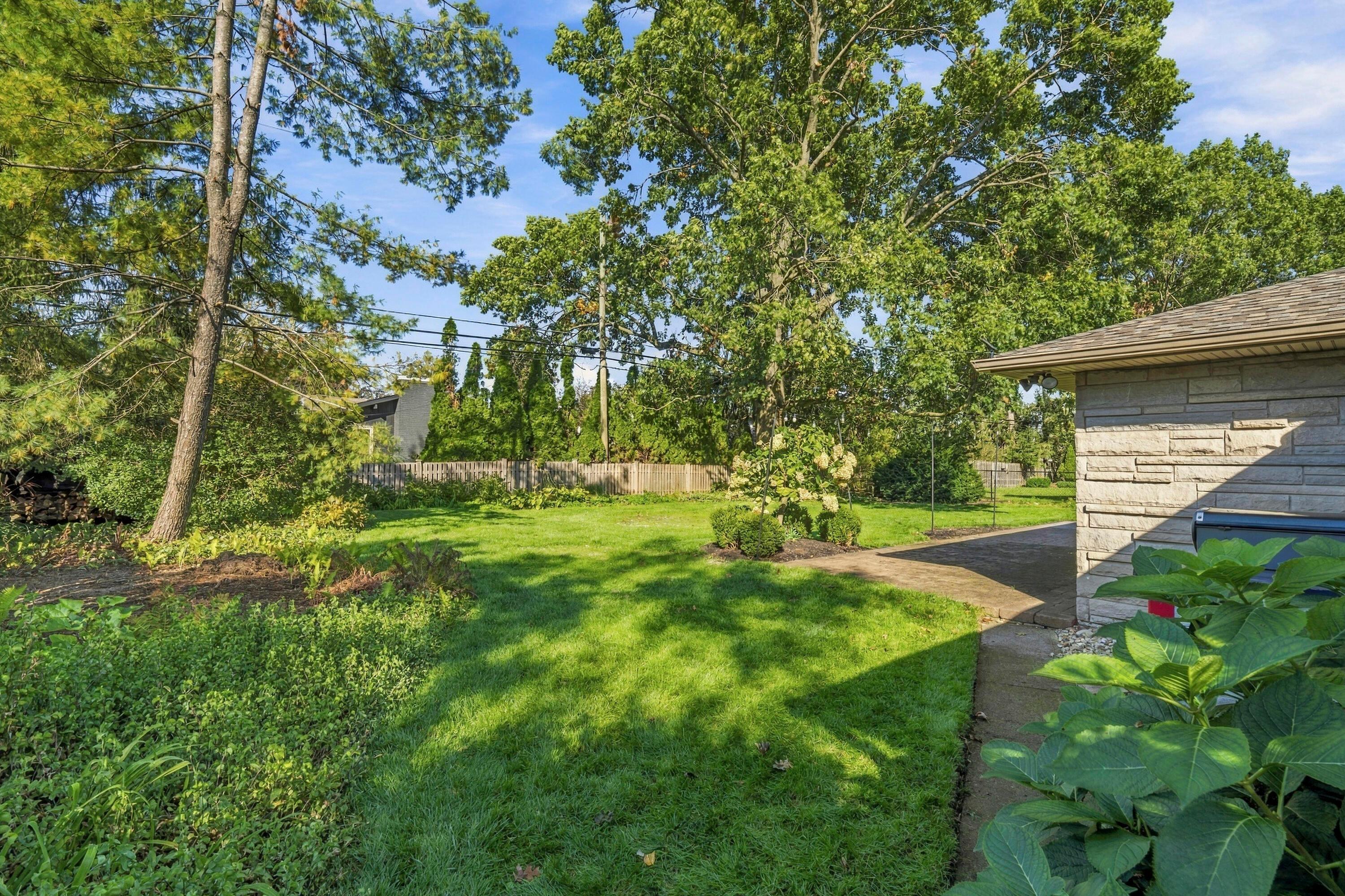 2290 Middlesex Road Property Photo 47