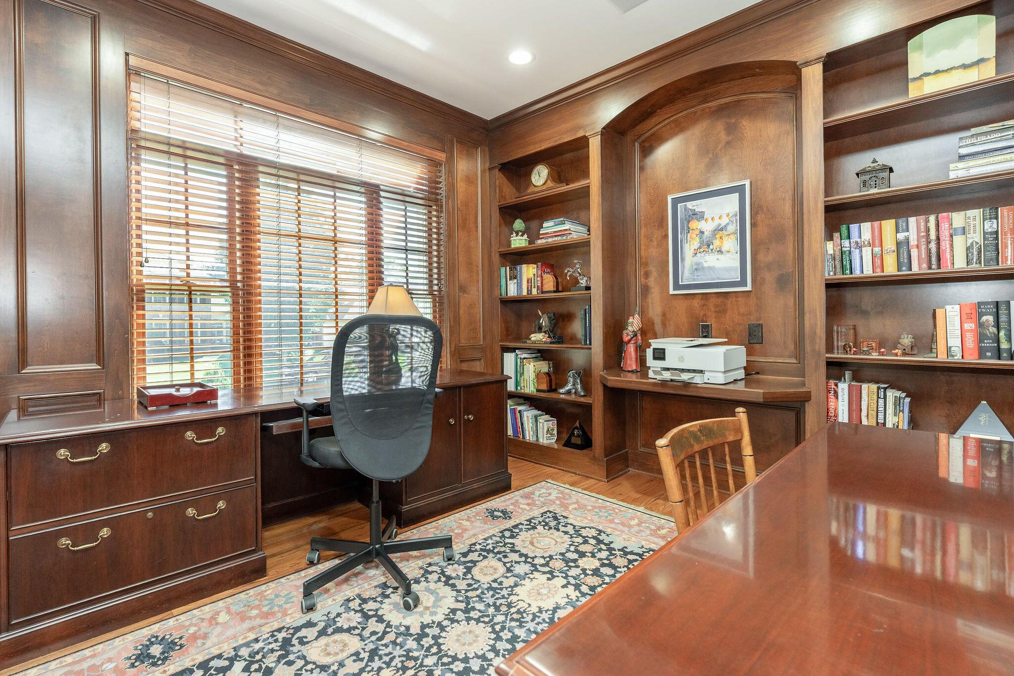 6210 Balmoral Drive Property Photo 8
