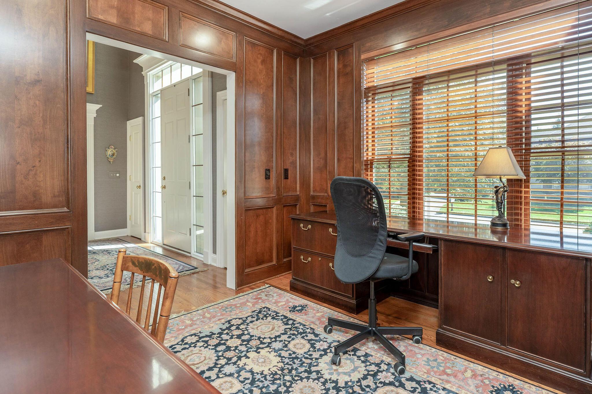6210 Balmoral Drive Property Photo 9
