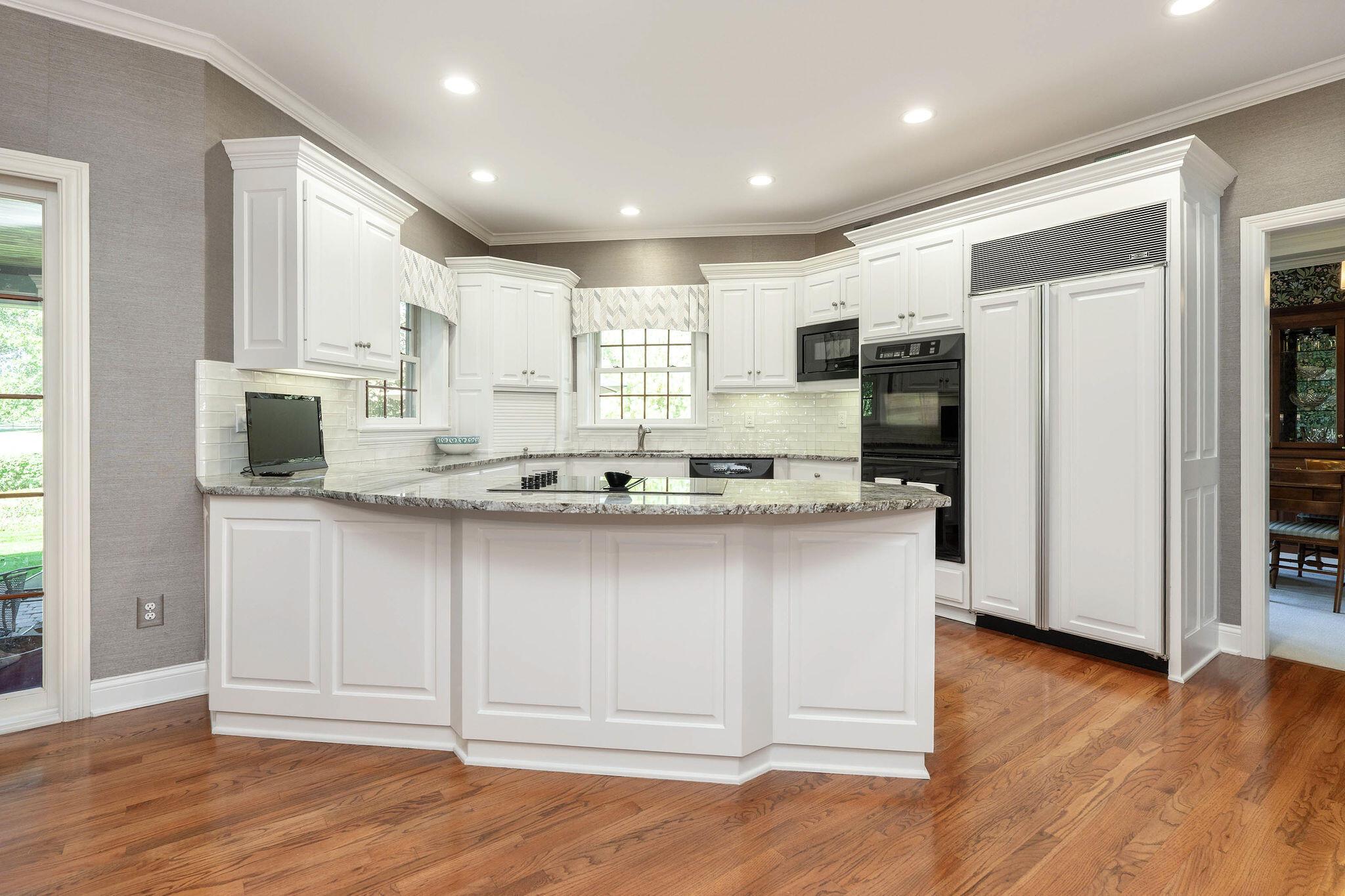 6210 Balmoral Drive Property Photo 16