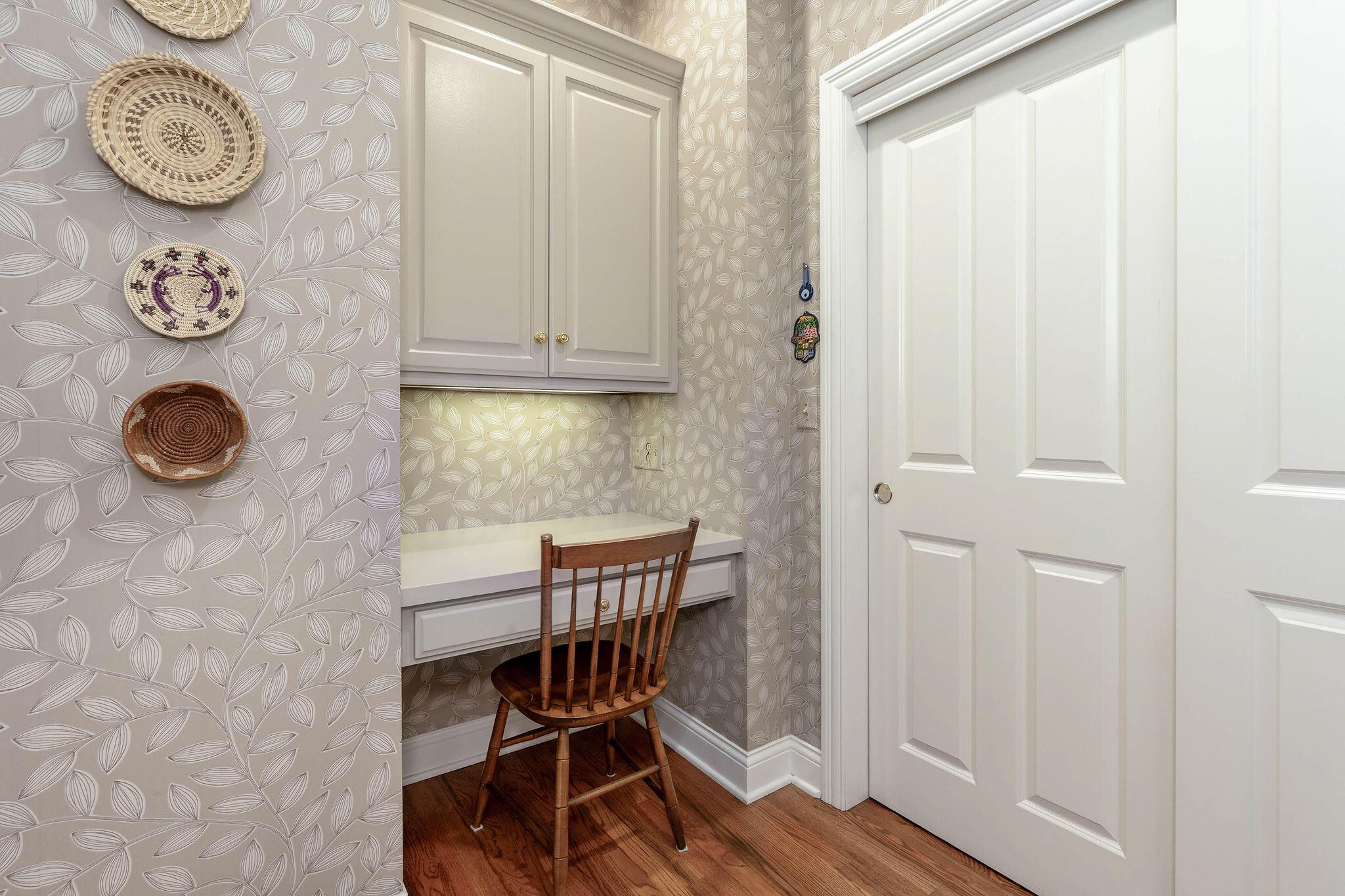 6210 Balmoral Drive Property Photo 24