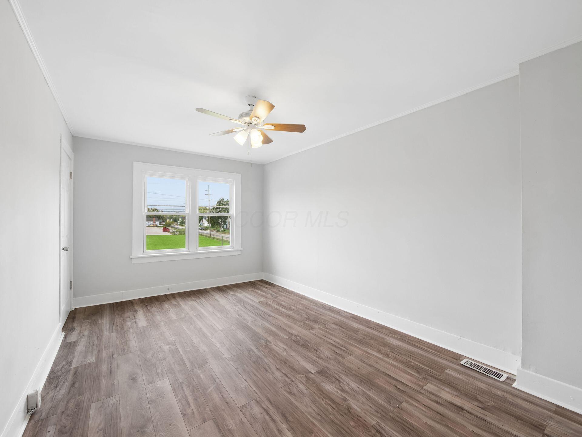1287 Sullivant Avenue Property Photo 5