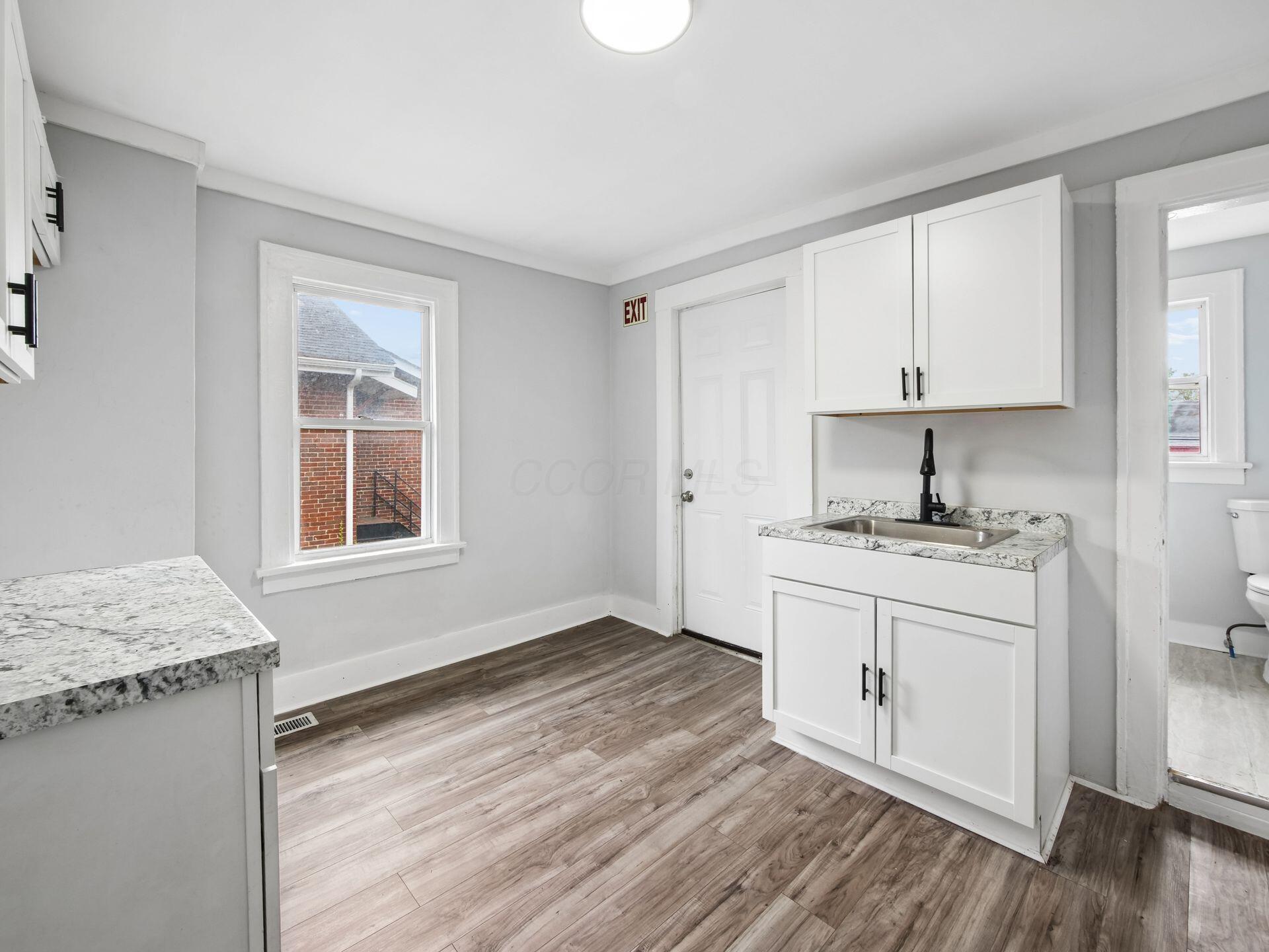1287 Sullivant Avenue Property Photo 10