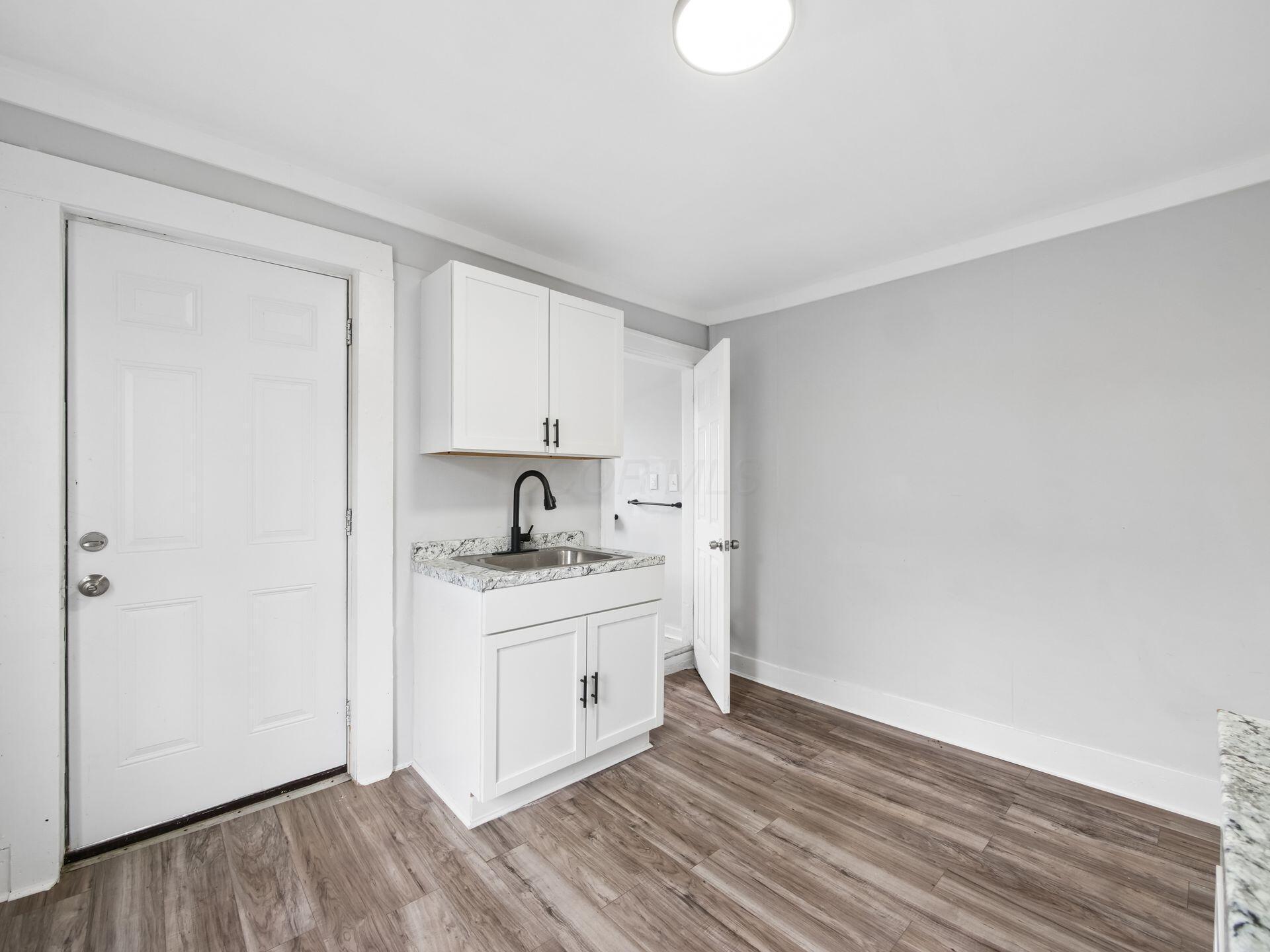 1287 Sullivant Avenue Property Photo 11
