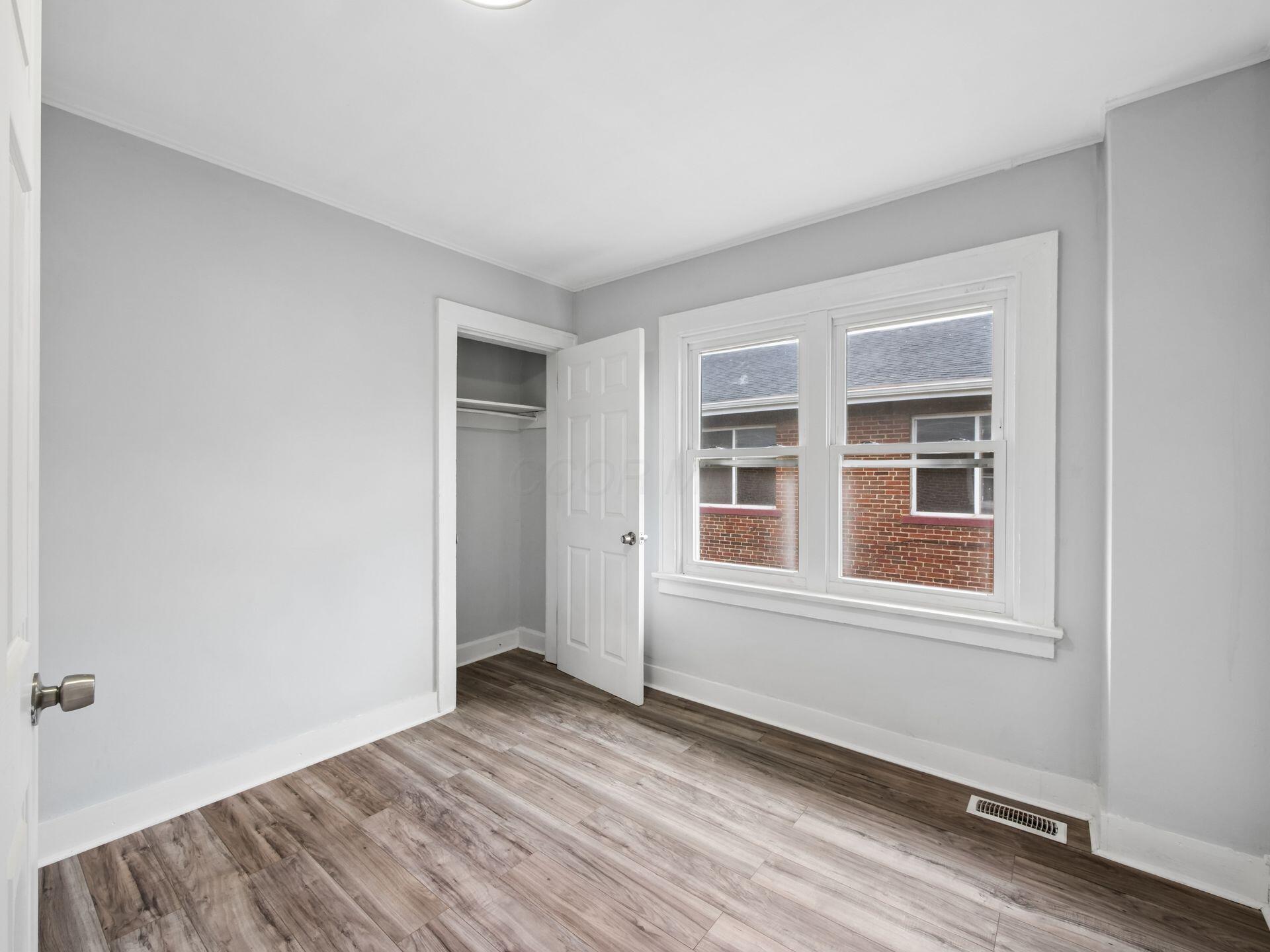 1287 Sullivant Avenue Property Photo 12