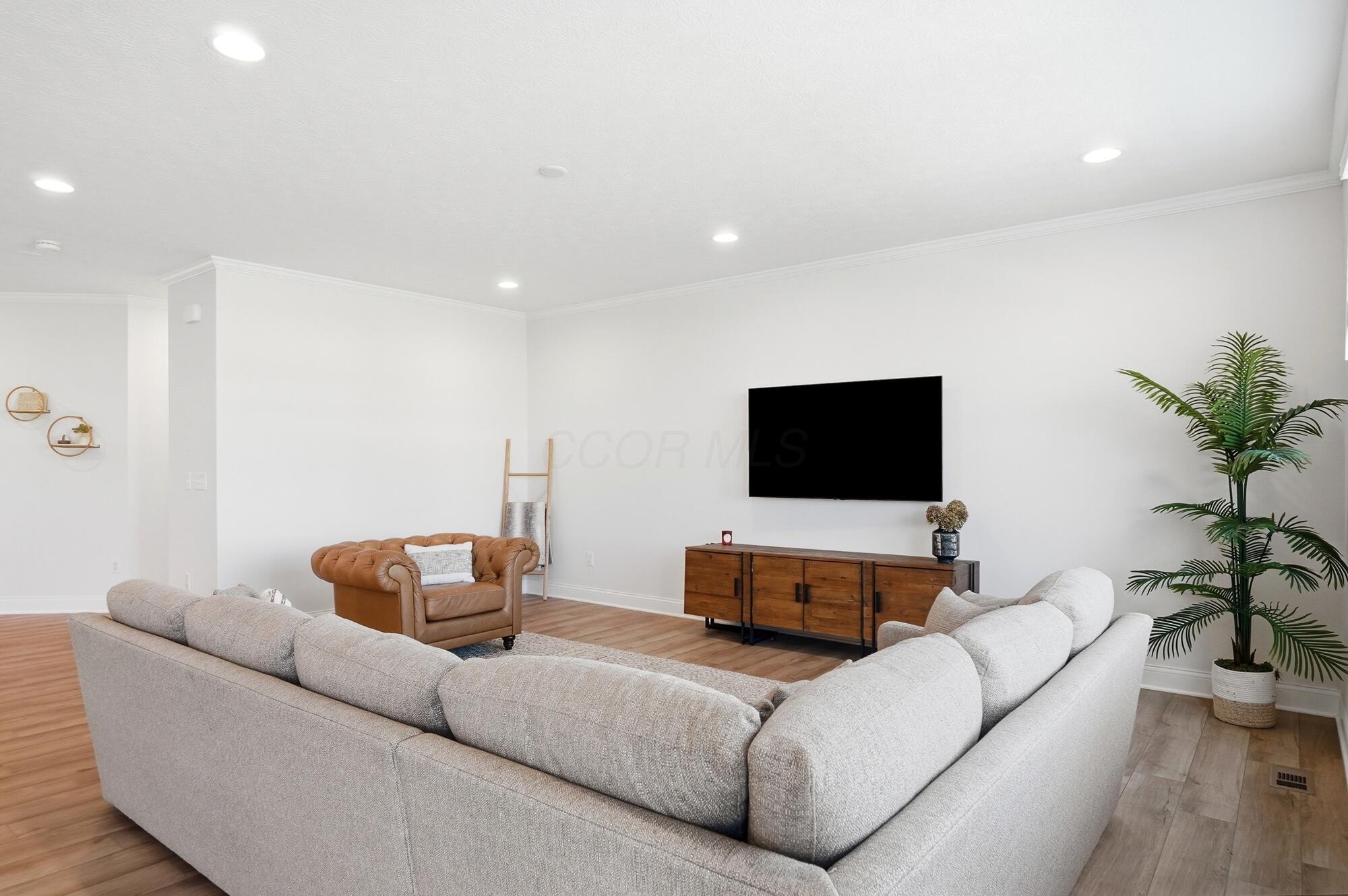 39 Bluestone Lane Property Photo 18