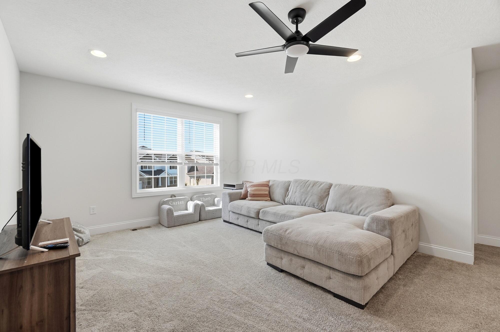 39 Bluestone Lane Property Photo 45