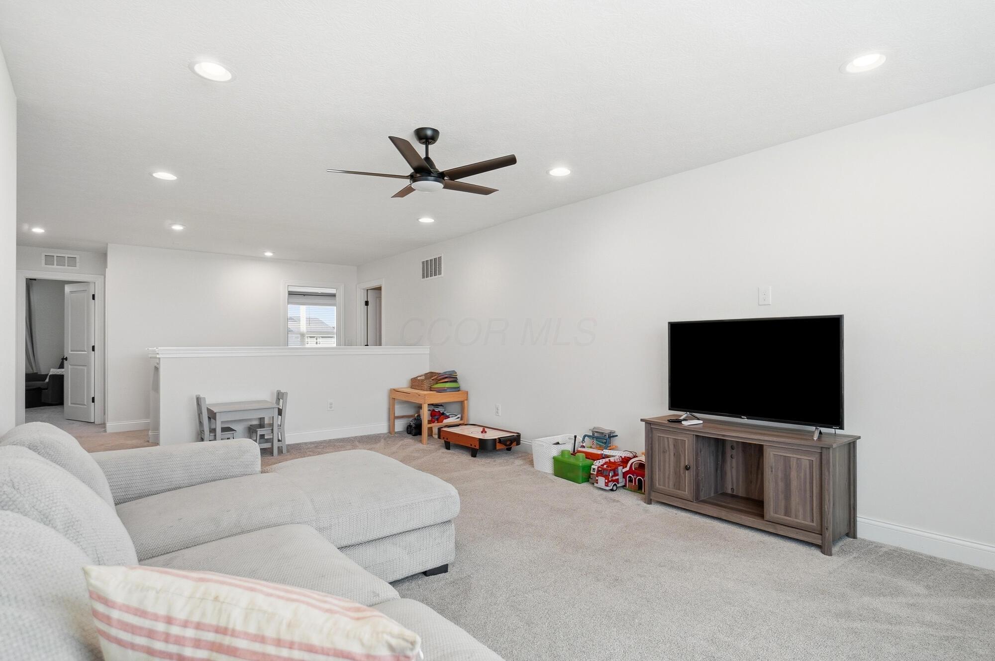 39 Bluestone Lane Property Photo 46